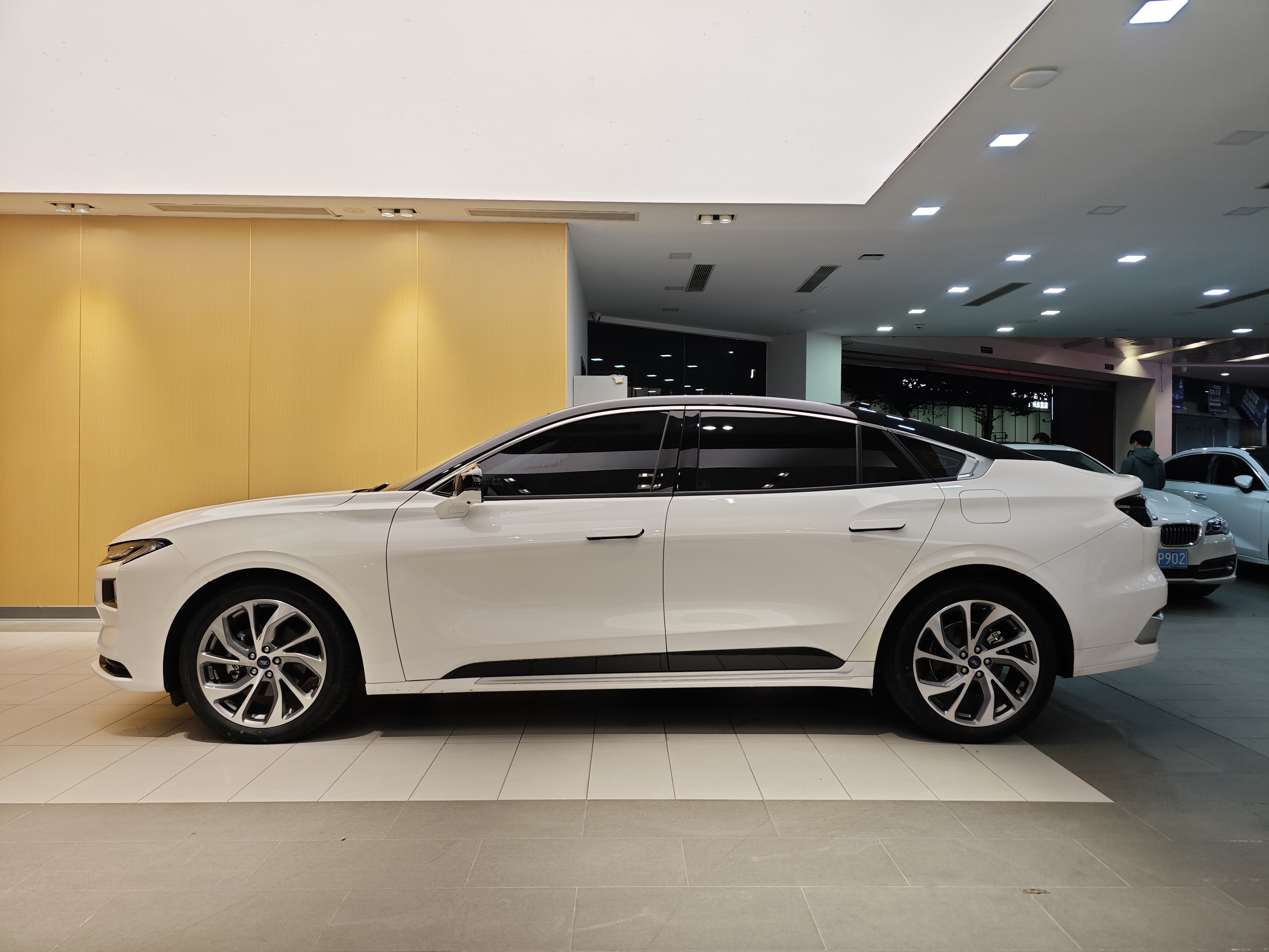 Ford Mondeo 2024 #7 Ford Mondeo 2024 car image #7