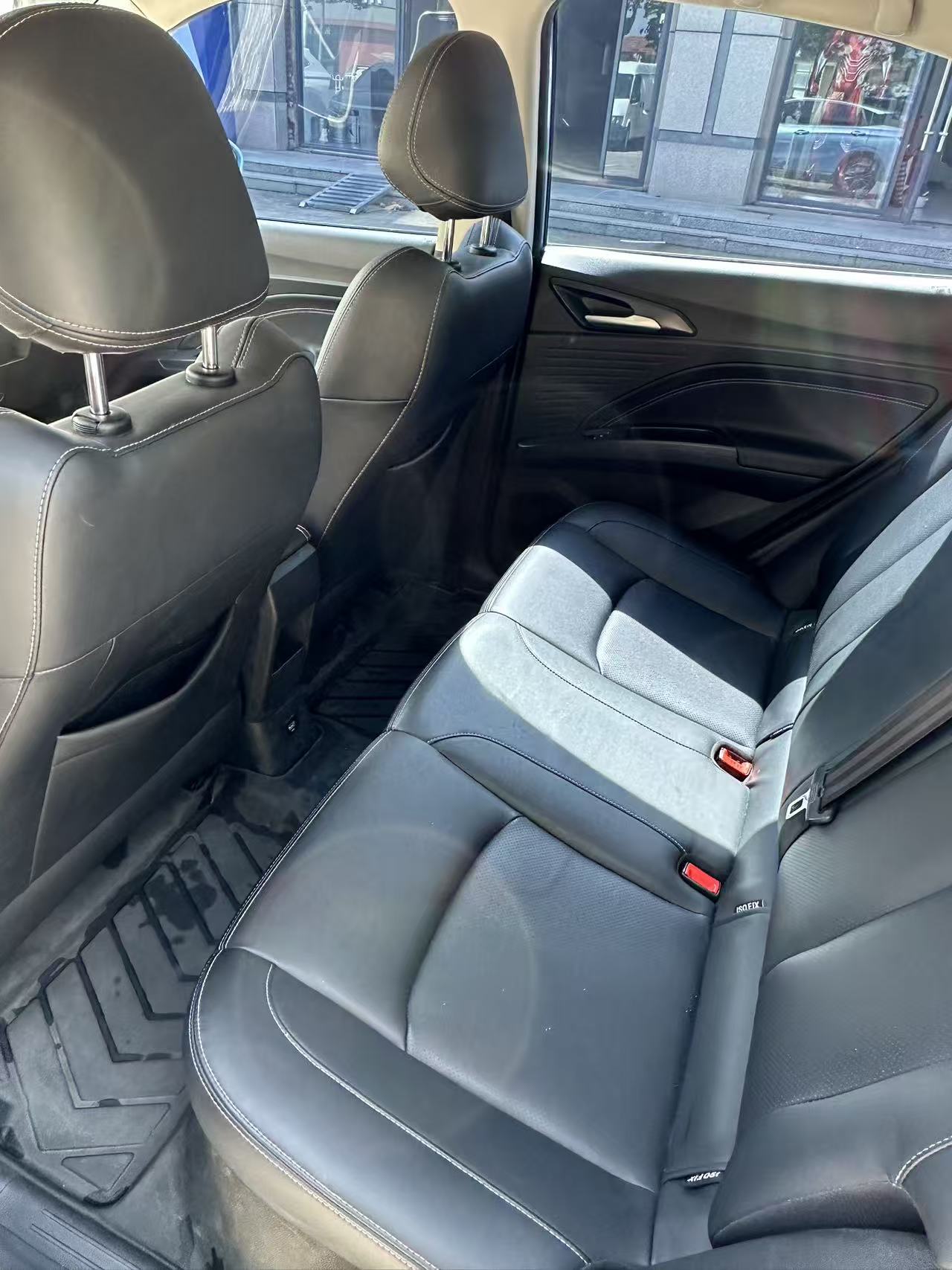 哪吒汽车 哪吒AYA 2023 汽车图片 #7