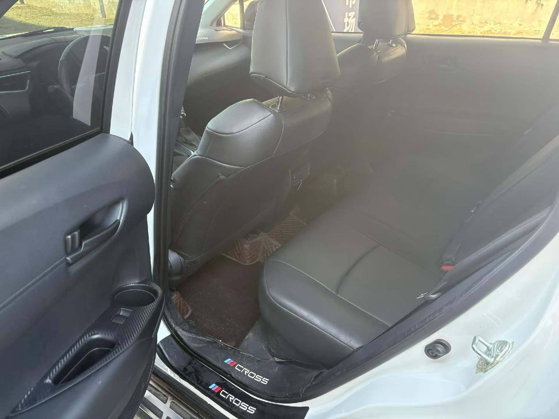 Toyota Corolla Cross 2024 immagine di auto #7