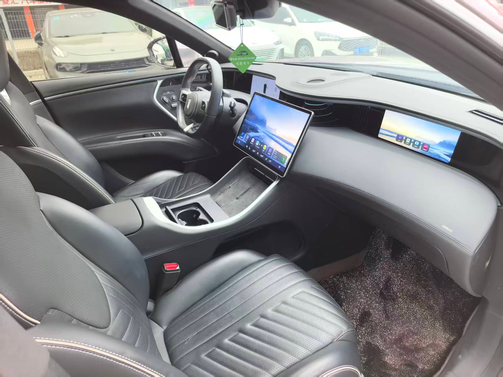 Avatr 11 2023 #7 Avatr 11 2023 car image #7