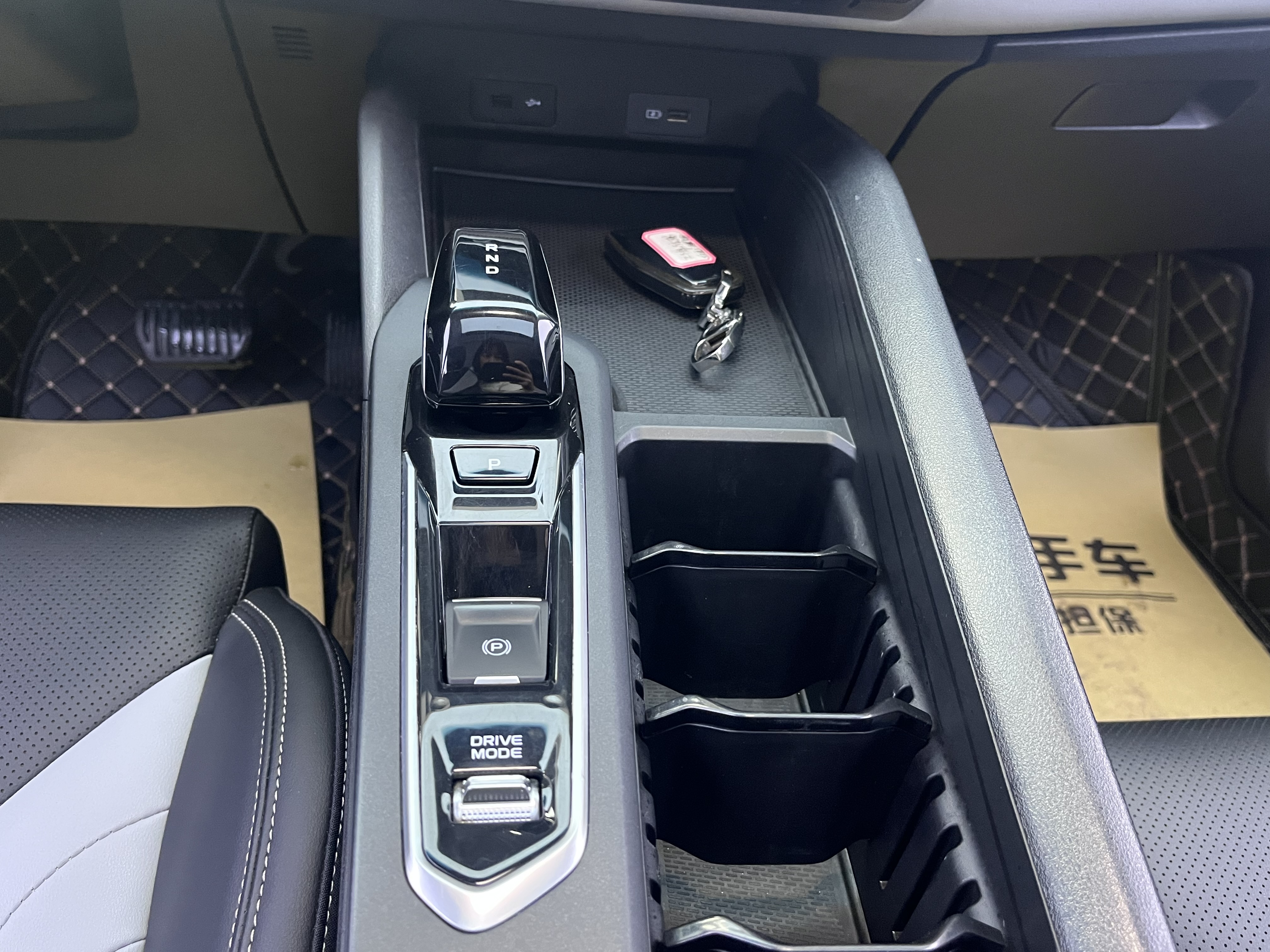 GEELY Binray 2023 car image #7