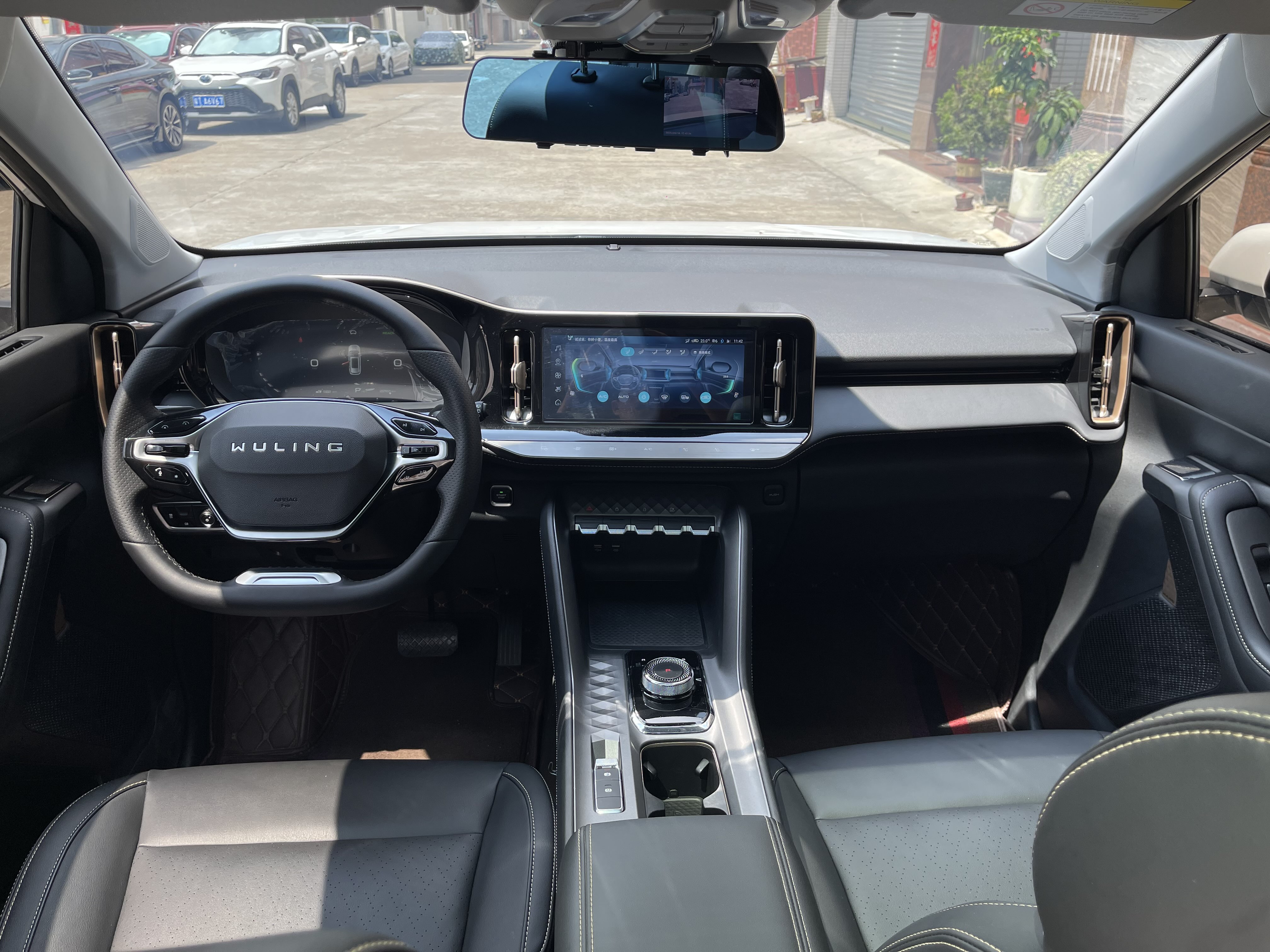 Wuling Xingyun 2023 #7 Wuling Xingyun 2023 car image #7