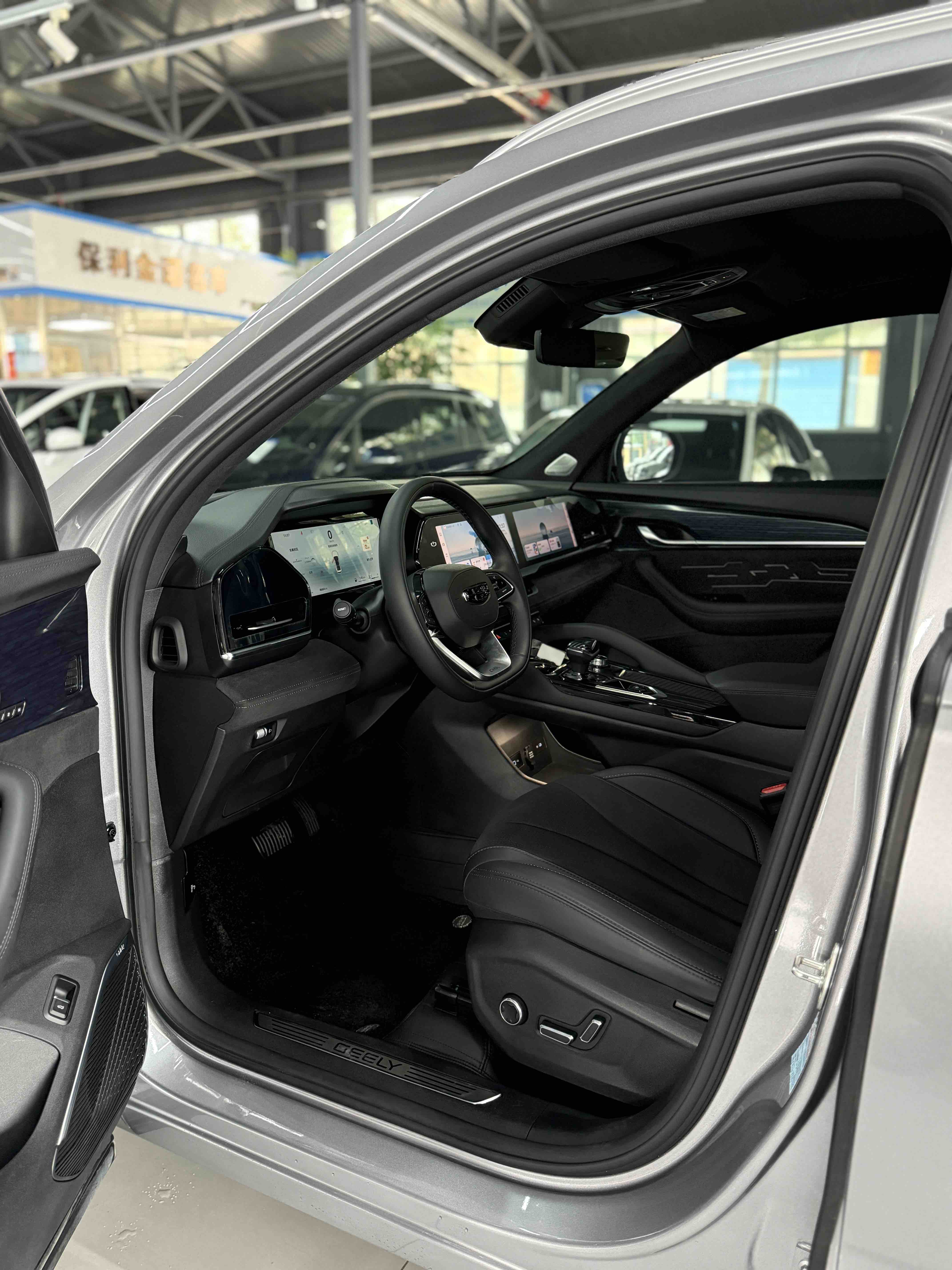 GEELY Monjaro 2024 immagine di auto #7