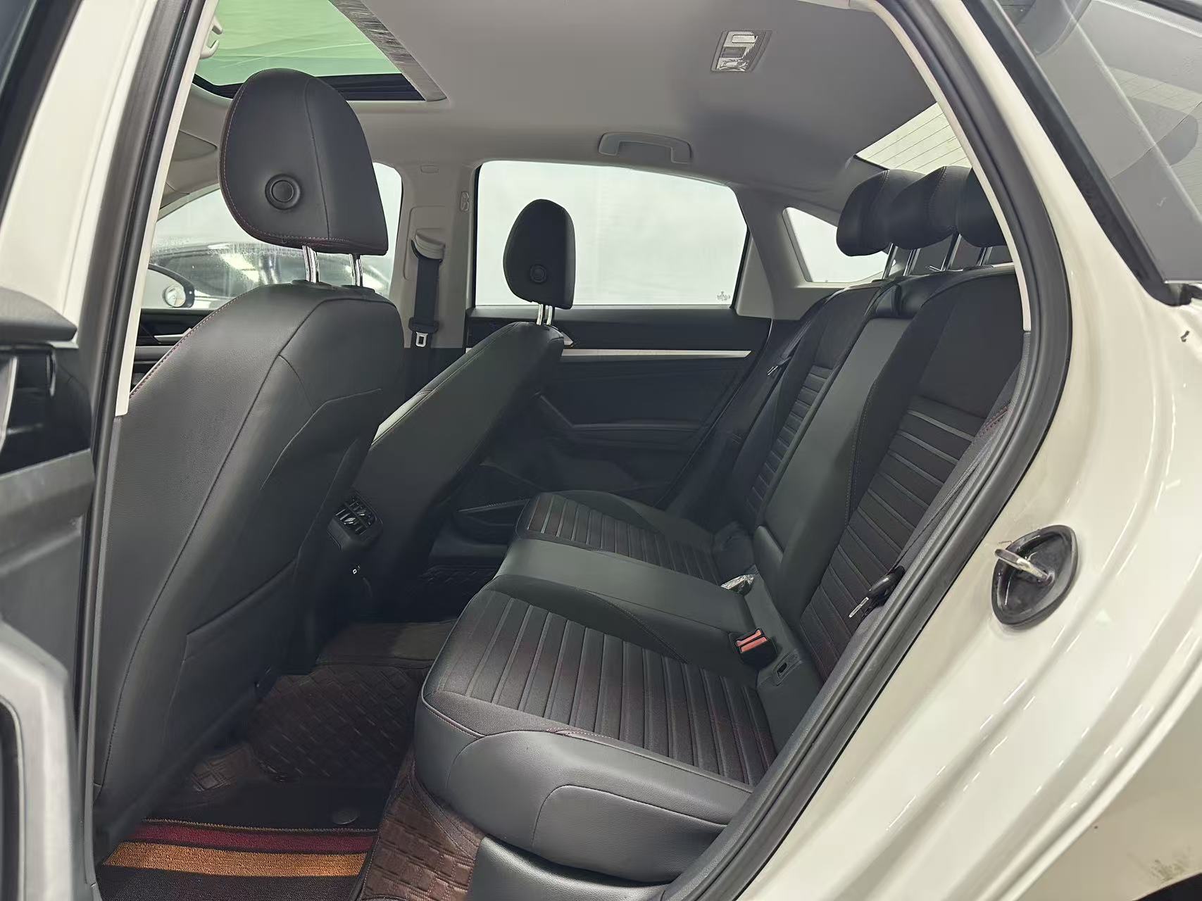 Volkswagen Lavida 2024 car image #7