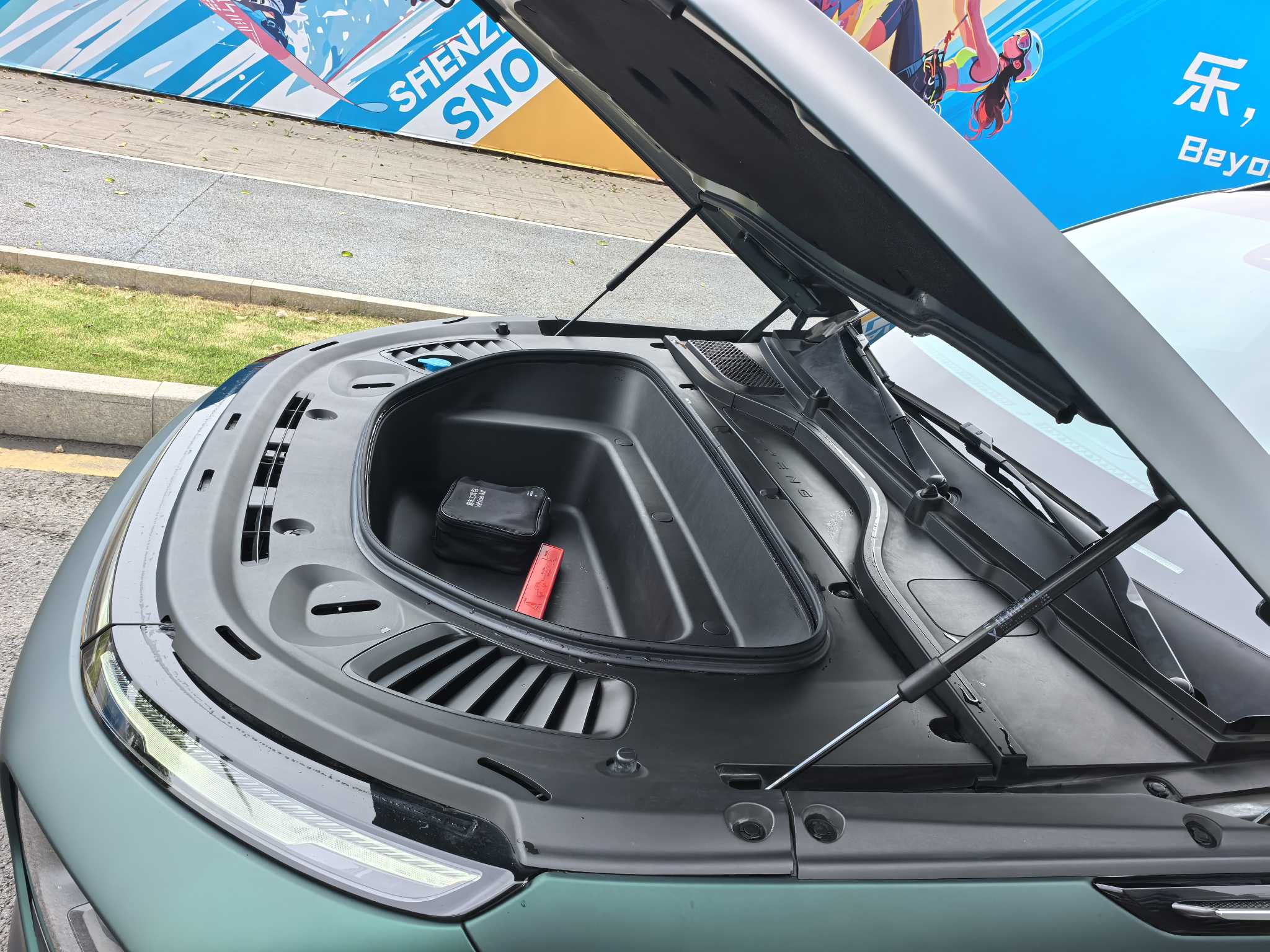 小鹏 小鹏G9 2024 汽车图片 #7