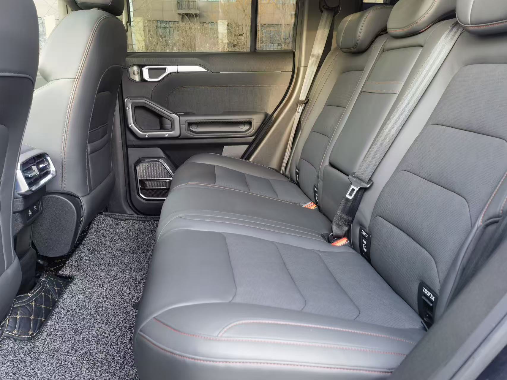 Jetour Traveller 2023 car image #7