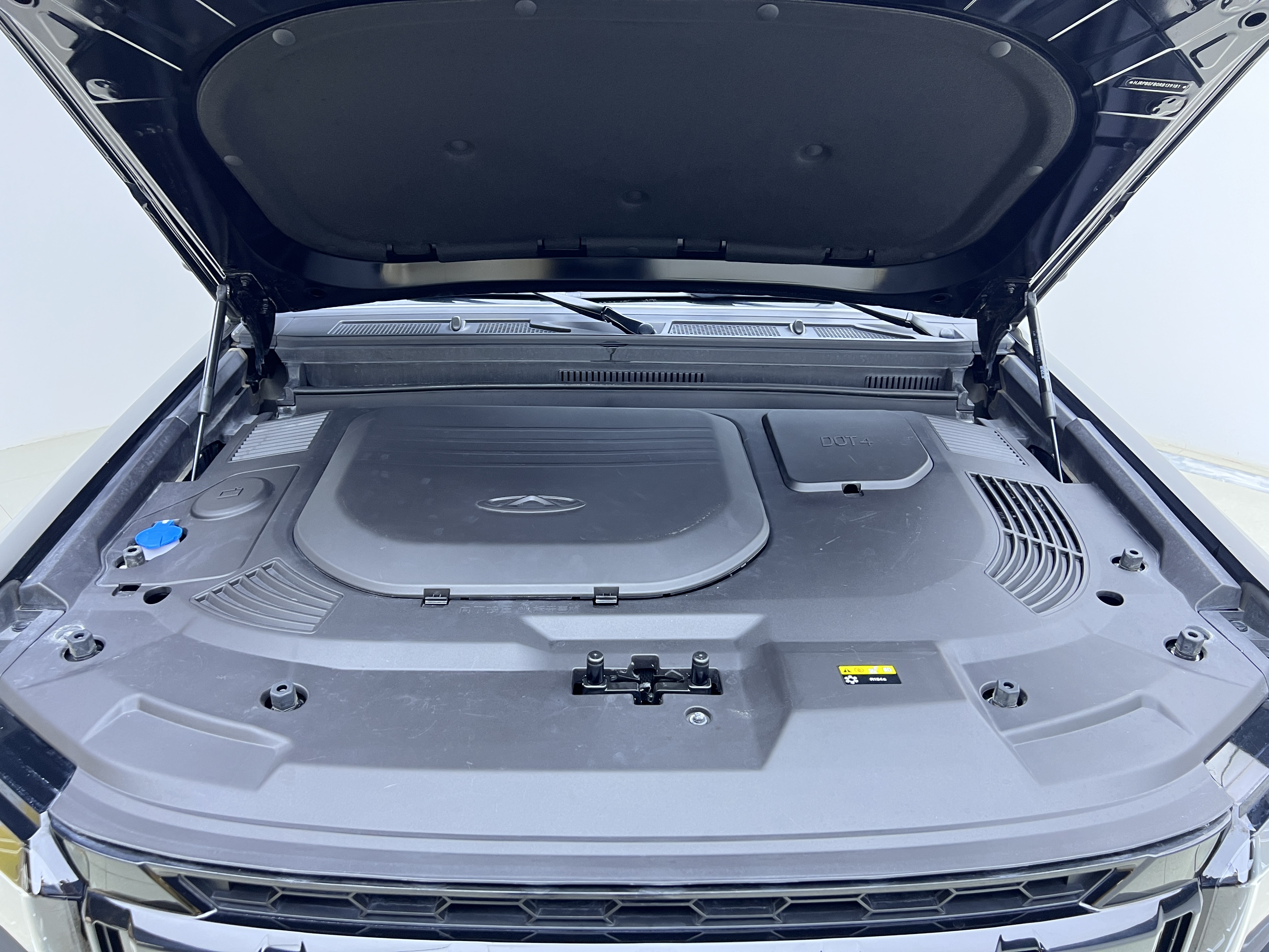 Jetour Traveller 2024 car image #7
