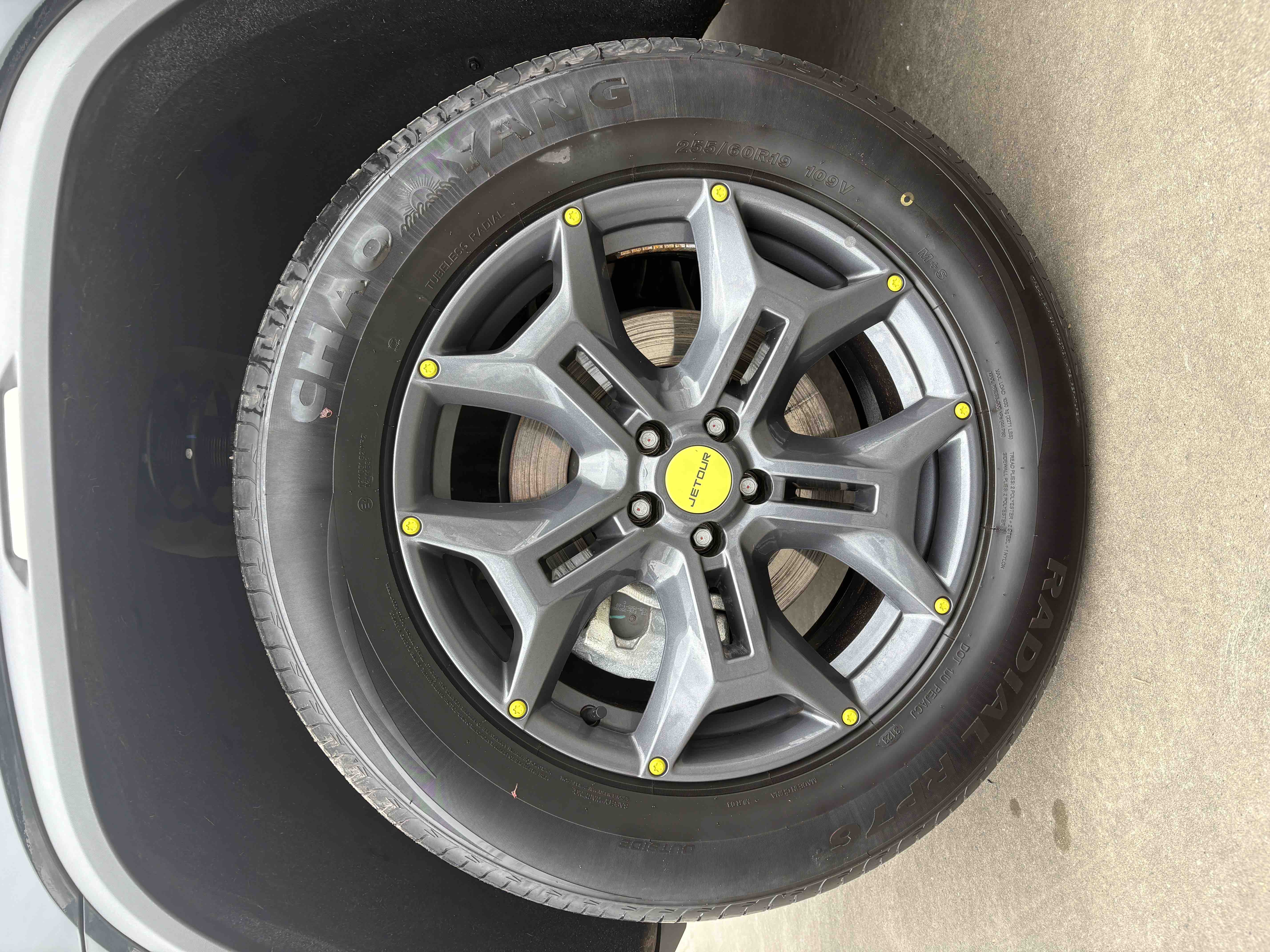 Jetour Traveller 2024 car image #7