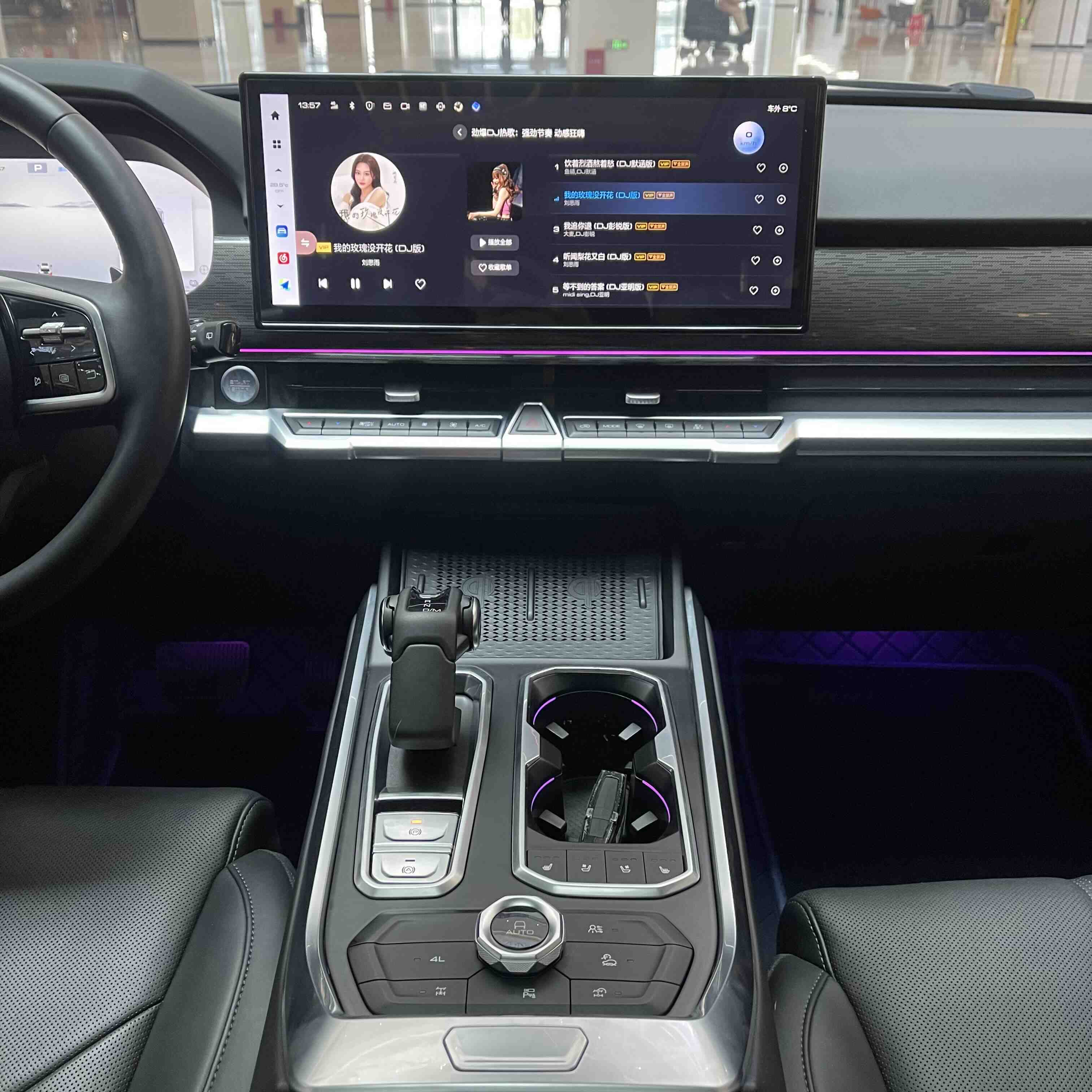 Tank 400 New Energy 2023 car image #7