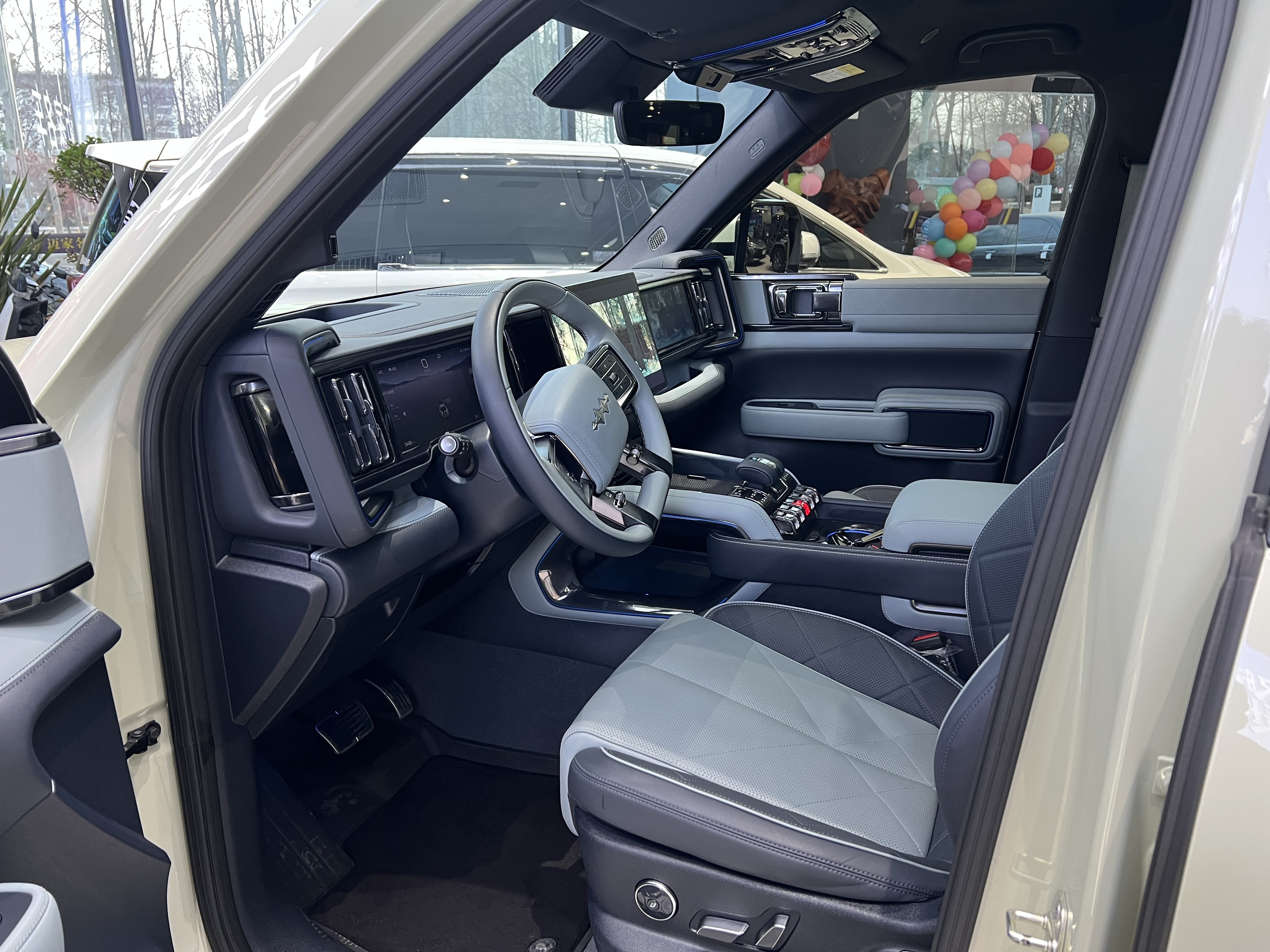 FangChengBao Leopard 5 2025 #7 FangChengBao Leopard 5 2025 car image #7