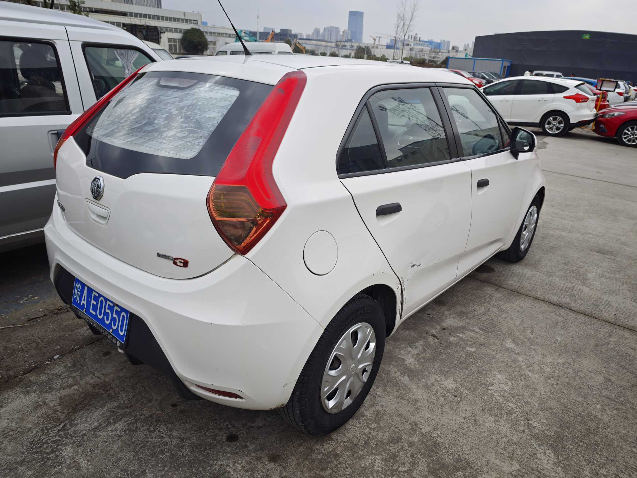 MG 3 2015 car image #7