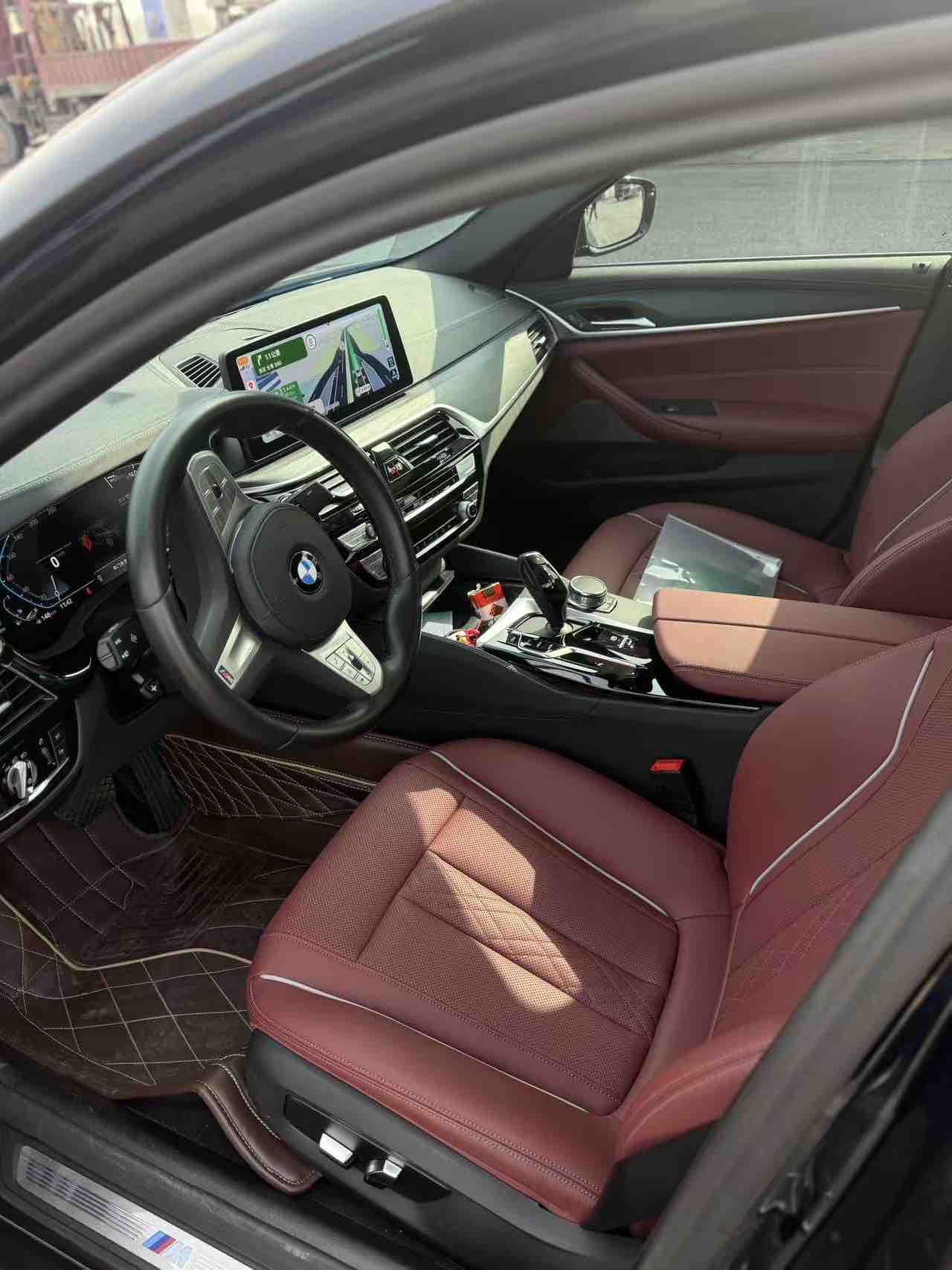 BMW 5 Series 2023 #7 BMW 5 Series 2023 car image #7