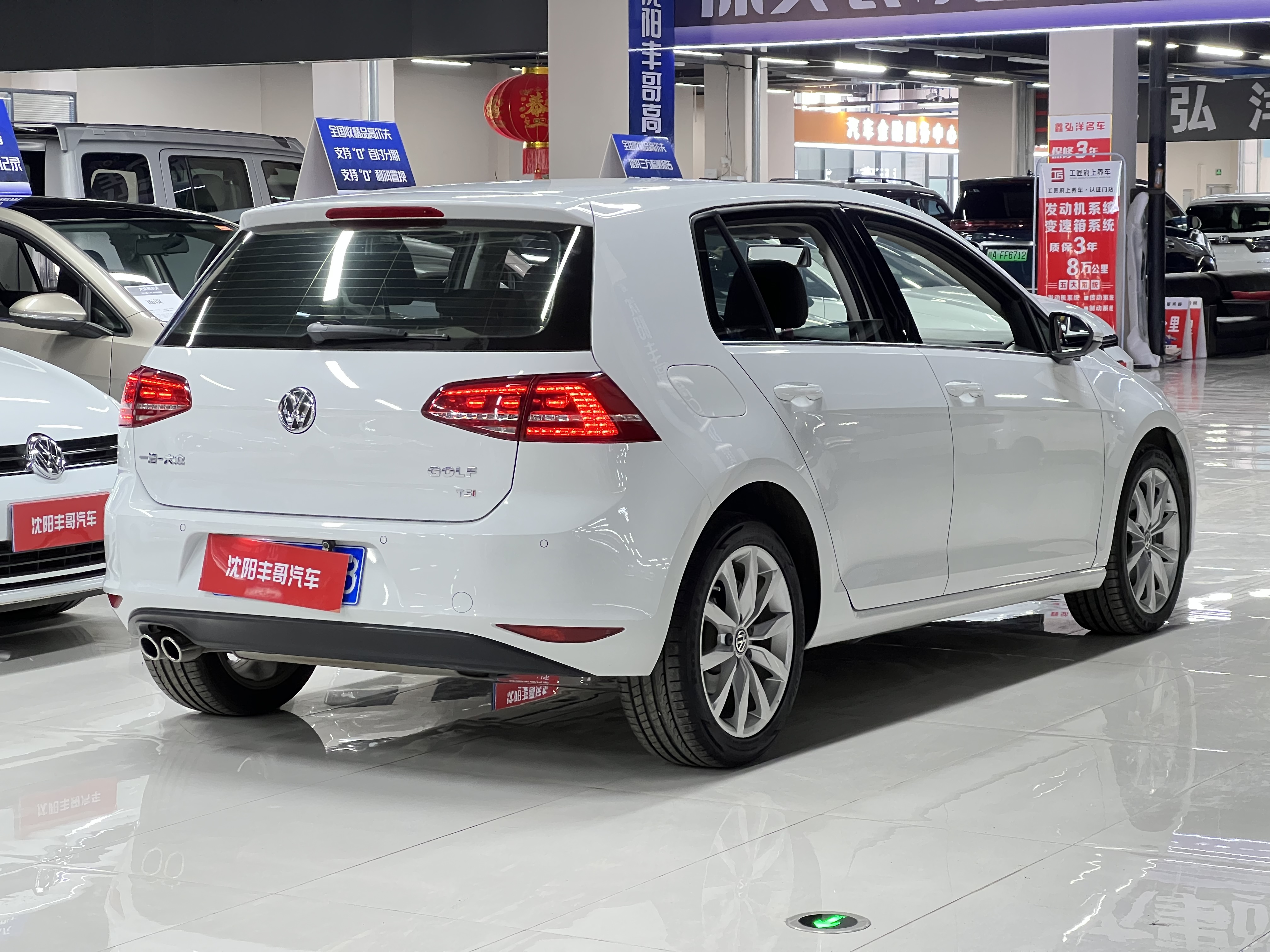Volkswagen Golf 2015 car image #7
