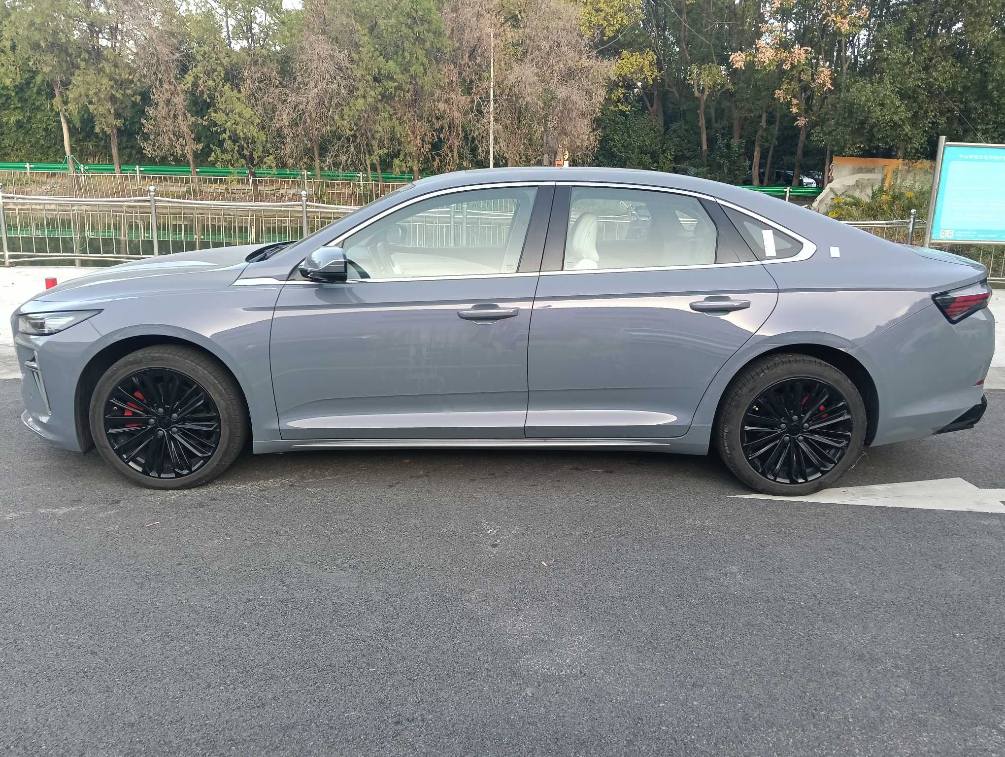 GEELY PrefaceL 2024 car image #7