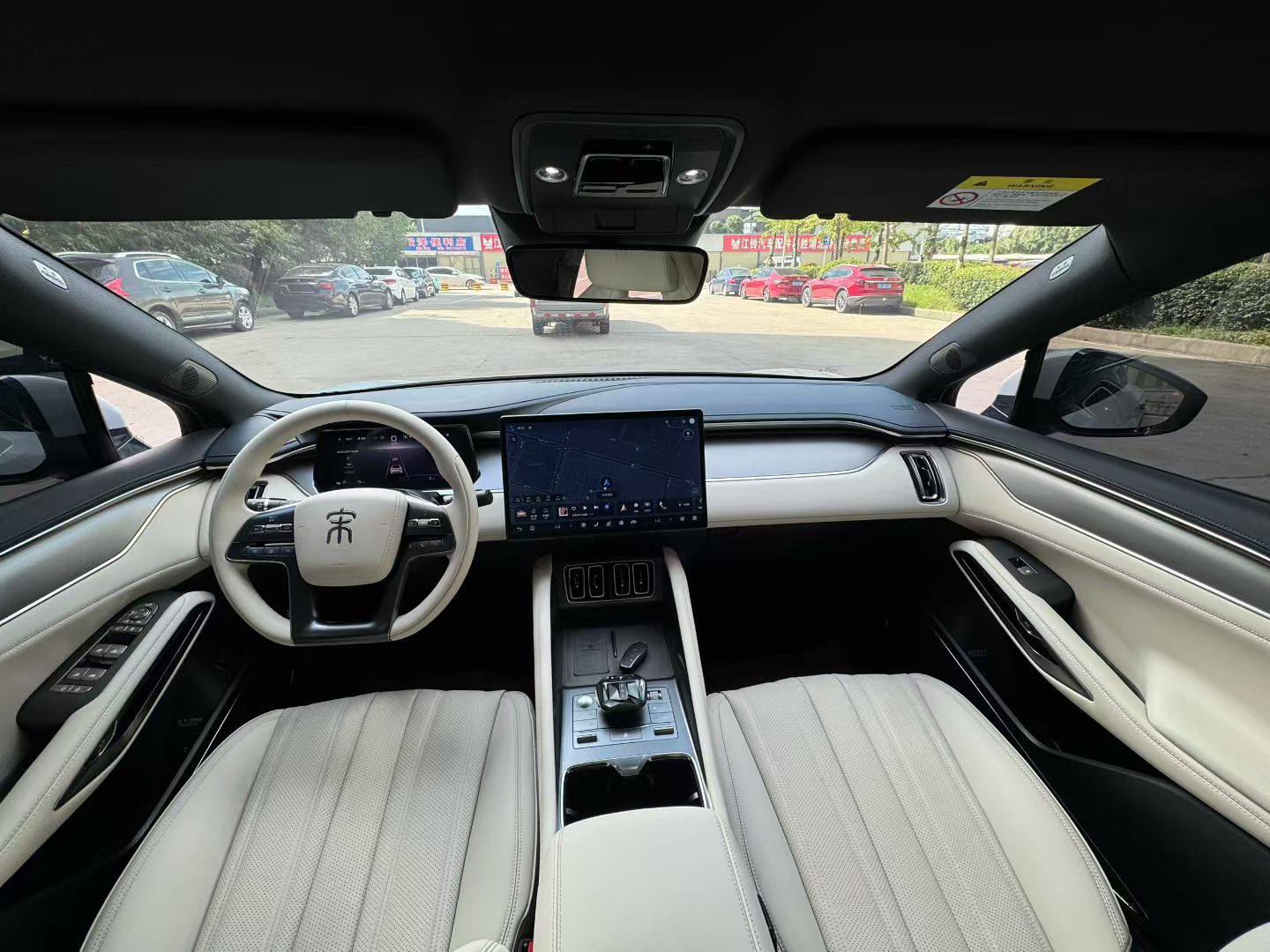 BYD SongL EV 2024 immagine di auto #7