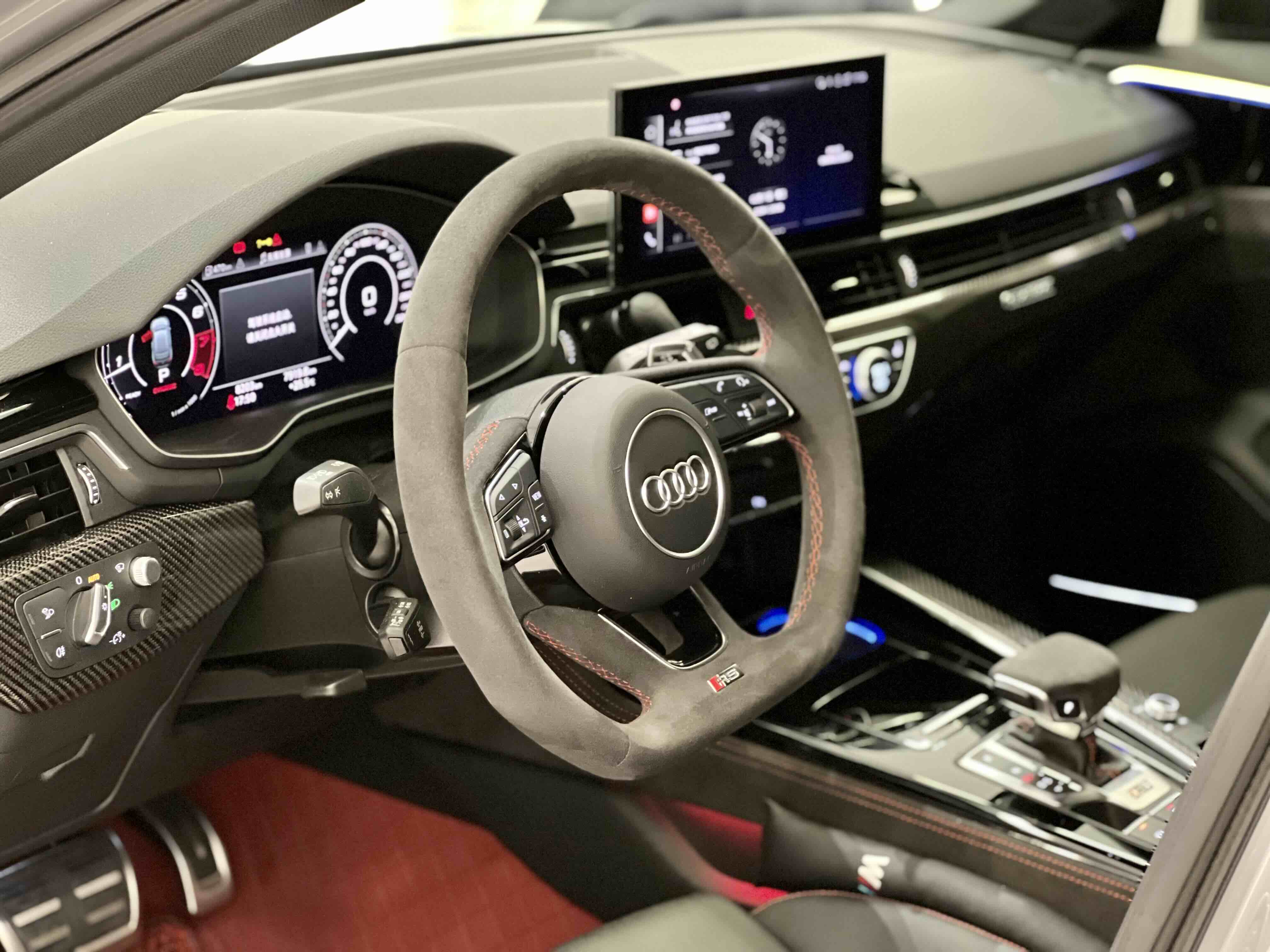 Audi RS 4 2024 immagine di auto #7