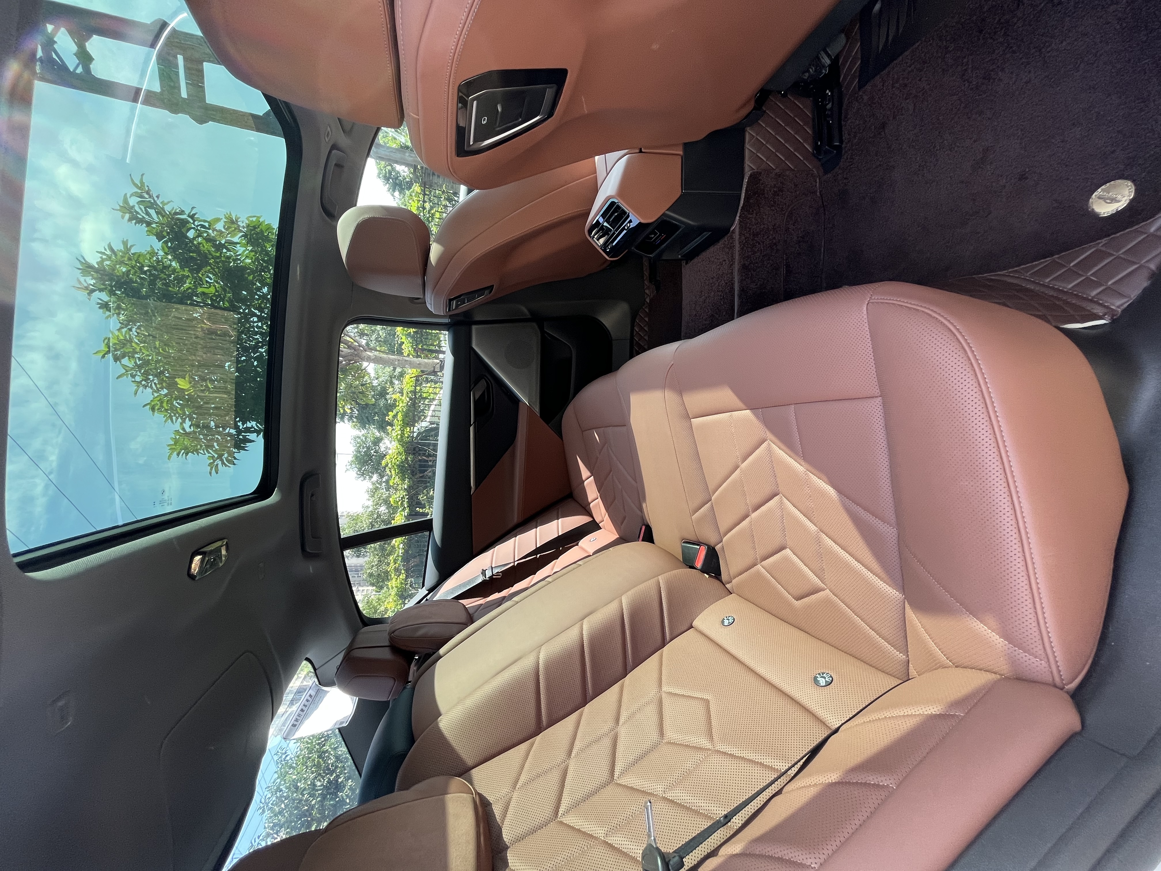 BMW i5 M60 2024 #7 BMW i5 M60 2024 car image #7