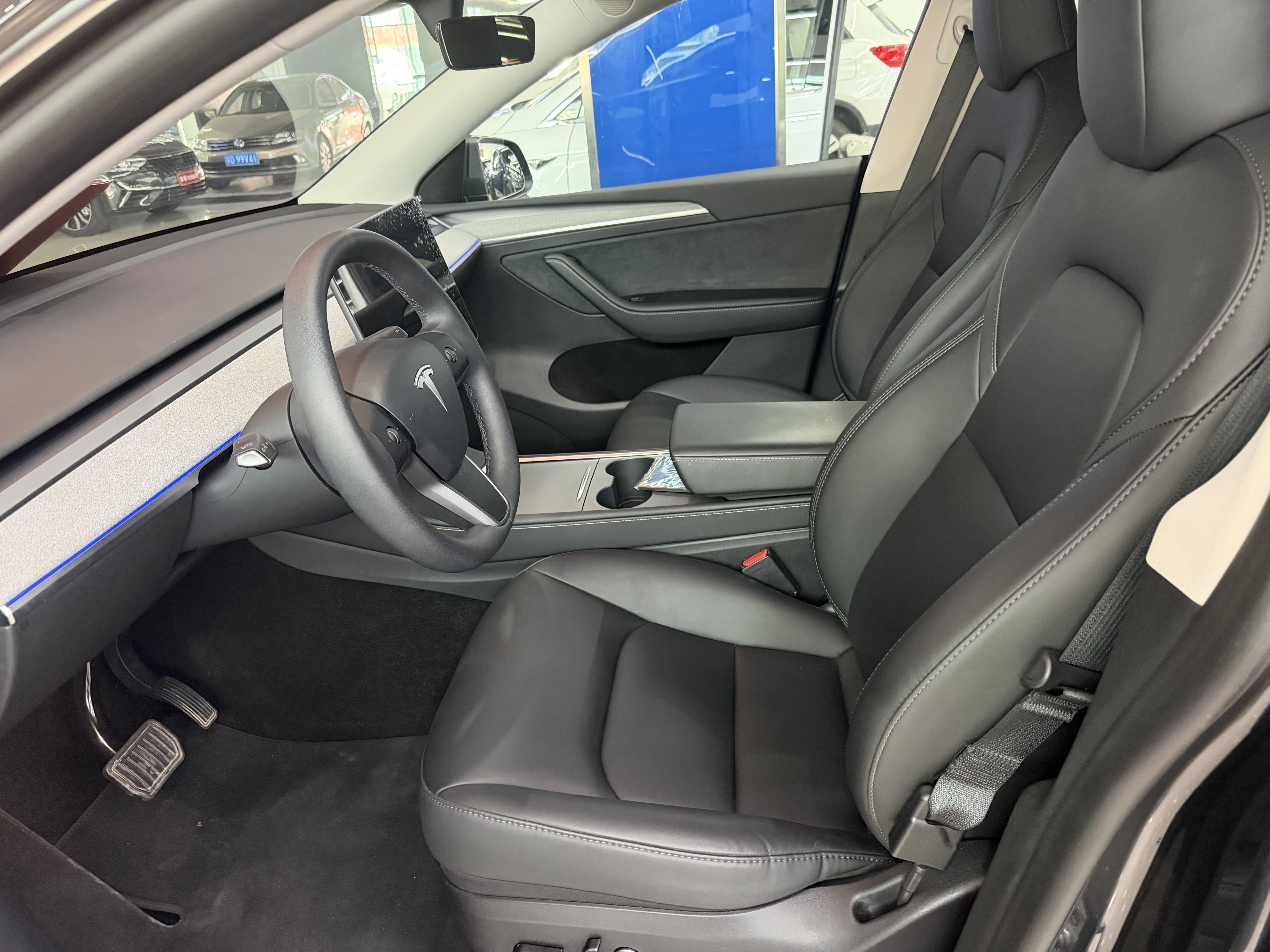 Tesla Model Y 2024 car image #7