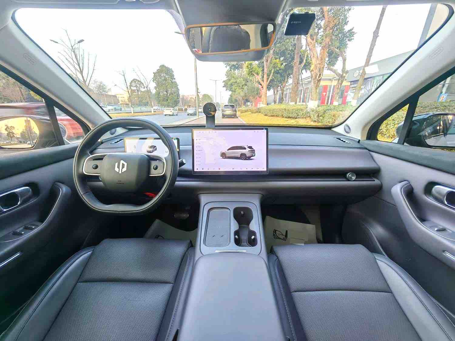 零跑汽车 零跑C10 2024 汽车图片 #7