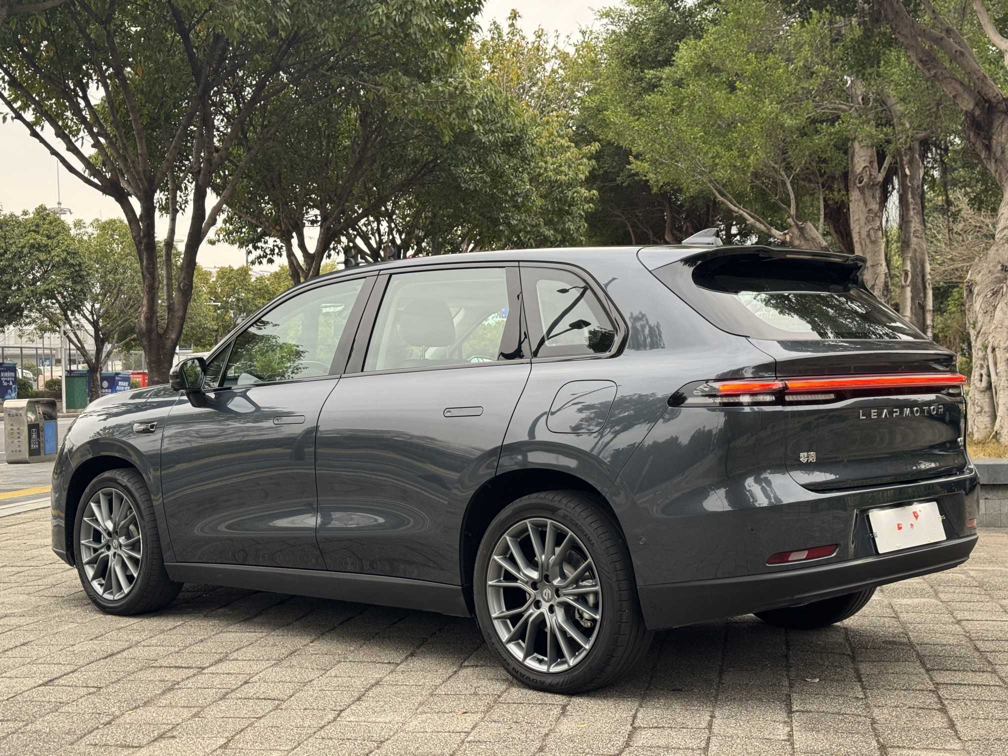 零跑汽车 零跑C10 2024 汽车图片 #7