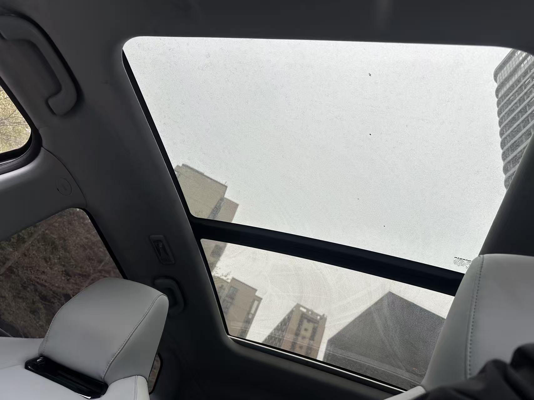 Changan UNI-Z PHEV 2025 car image #7