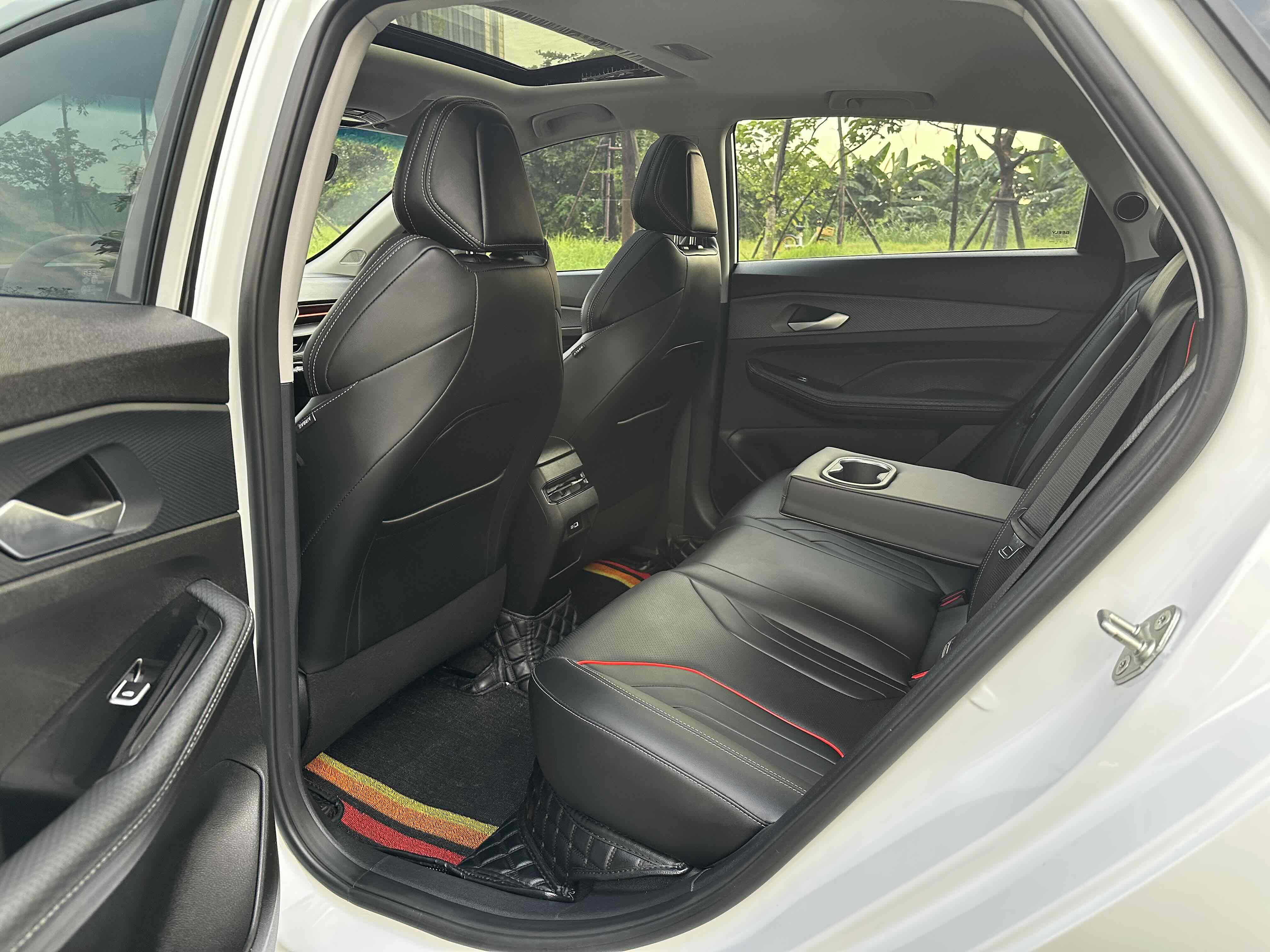 GEELY Binray 2024 car image #7