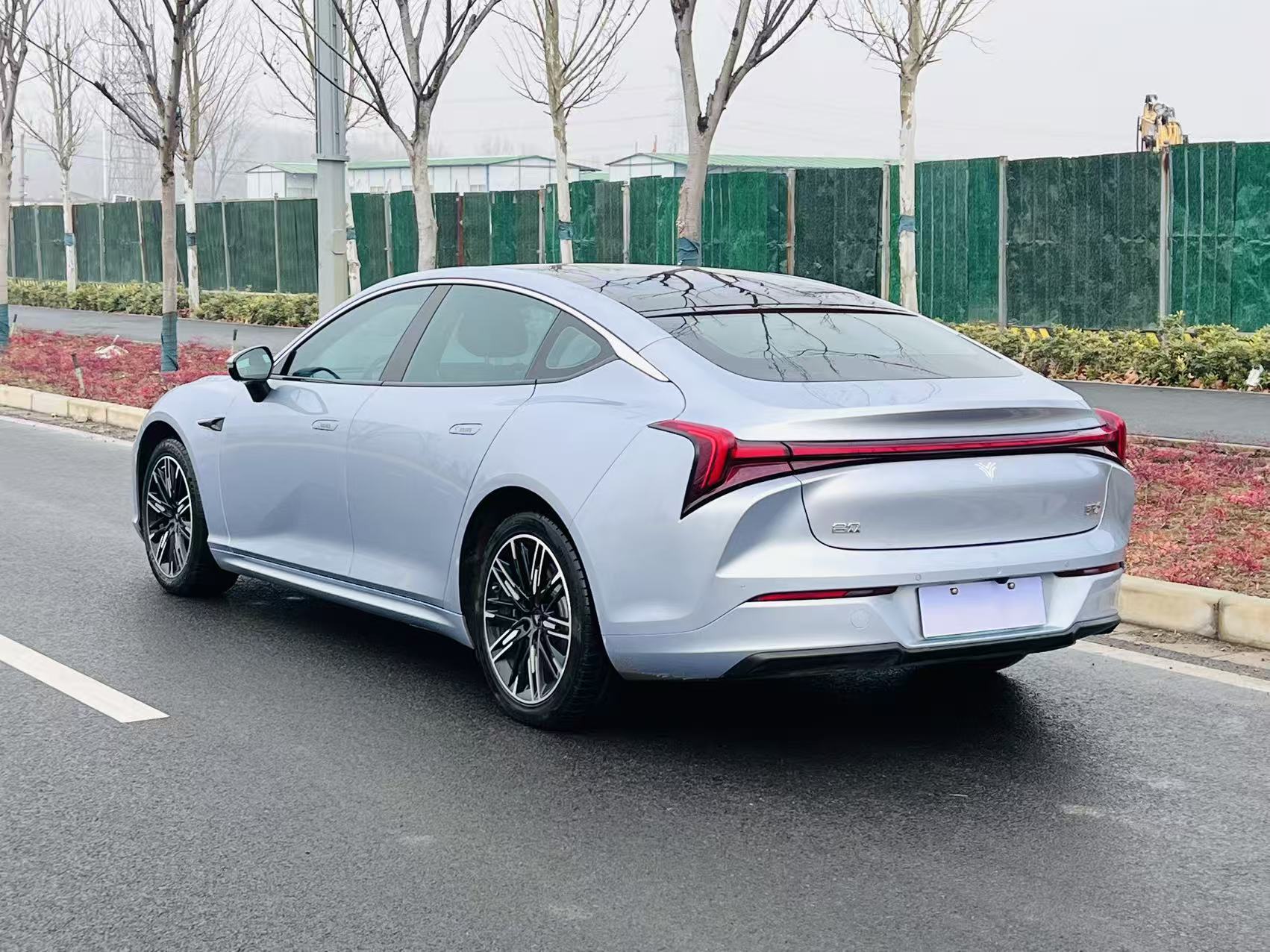 哪吒汽车 哪吒S 2024 汽车图片 #7