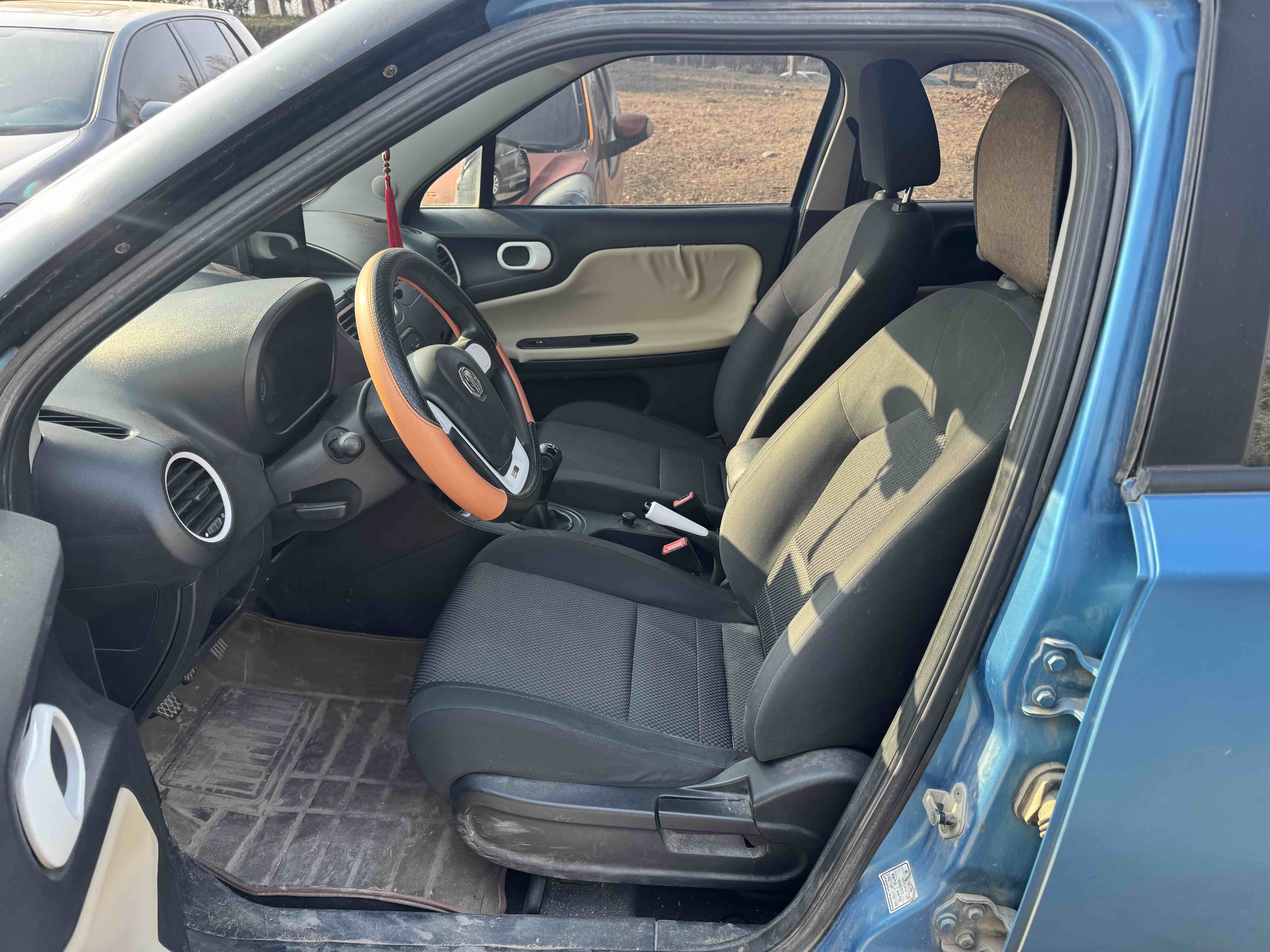 MG 3 2012 car image #7