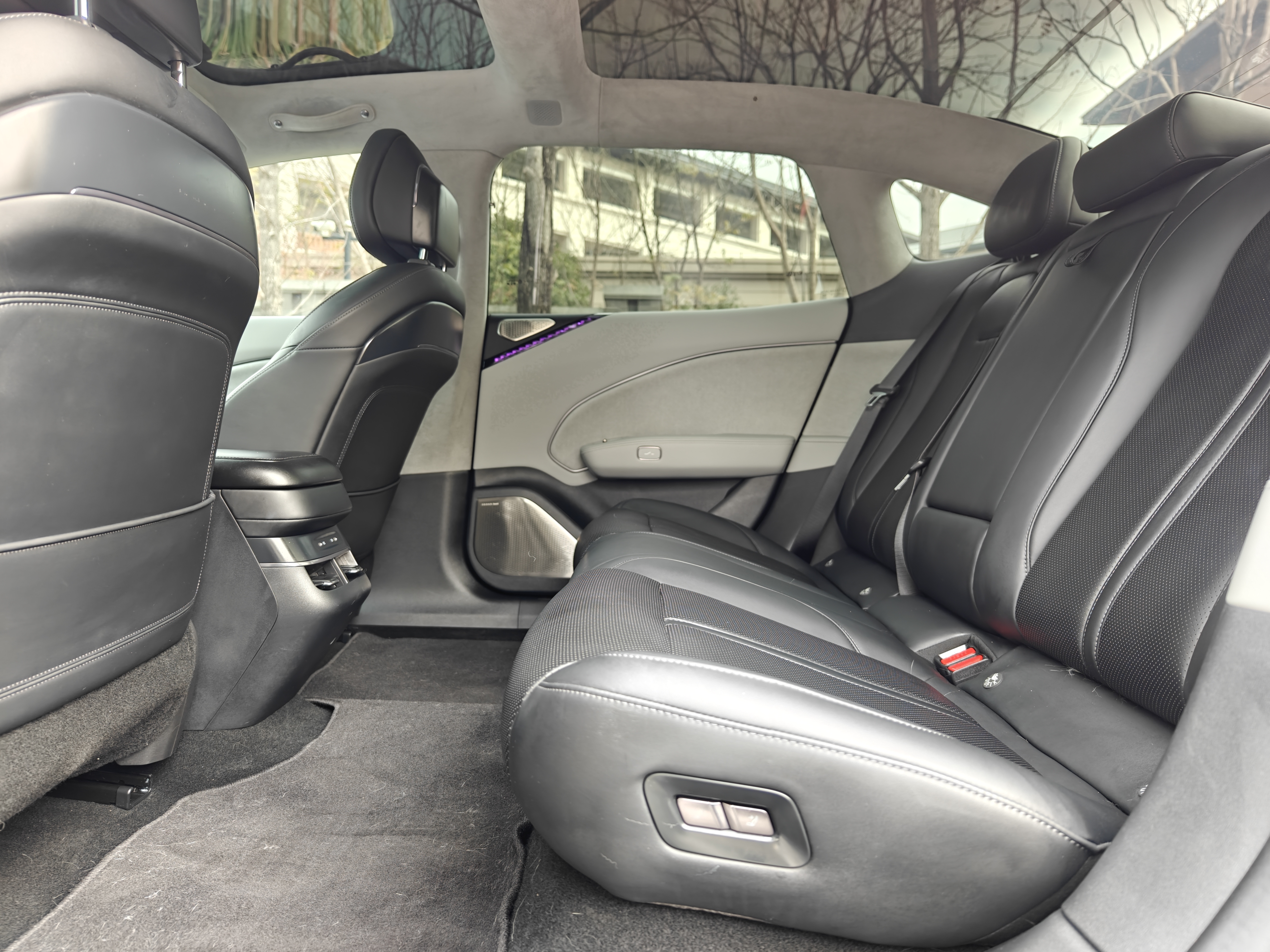 极氪 极氪007 2024 汽车图片 #7