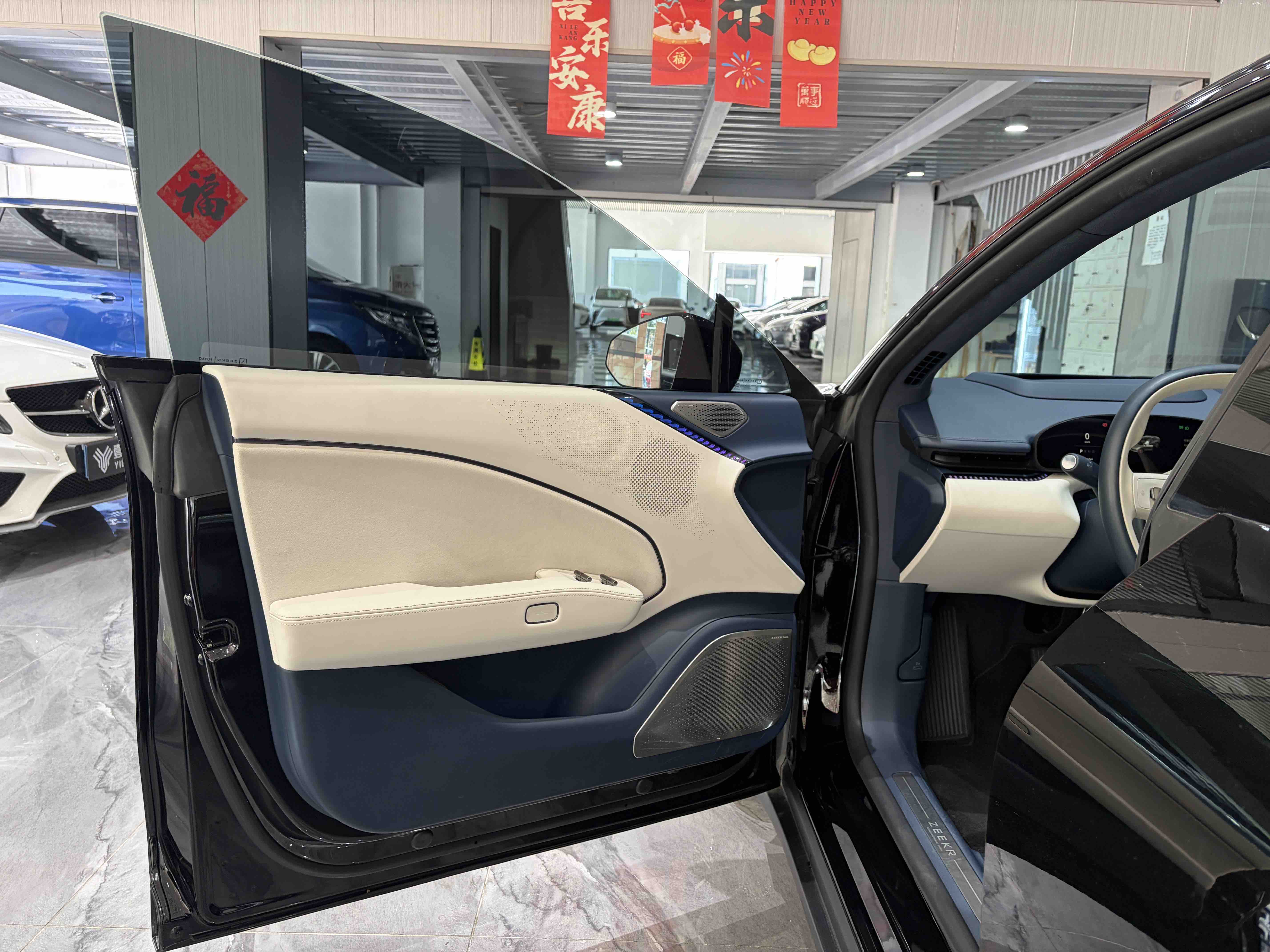 极氪 极氪007 2024 汽车图片 #7