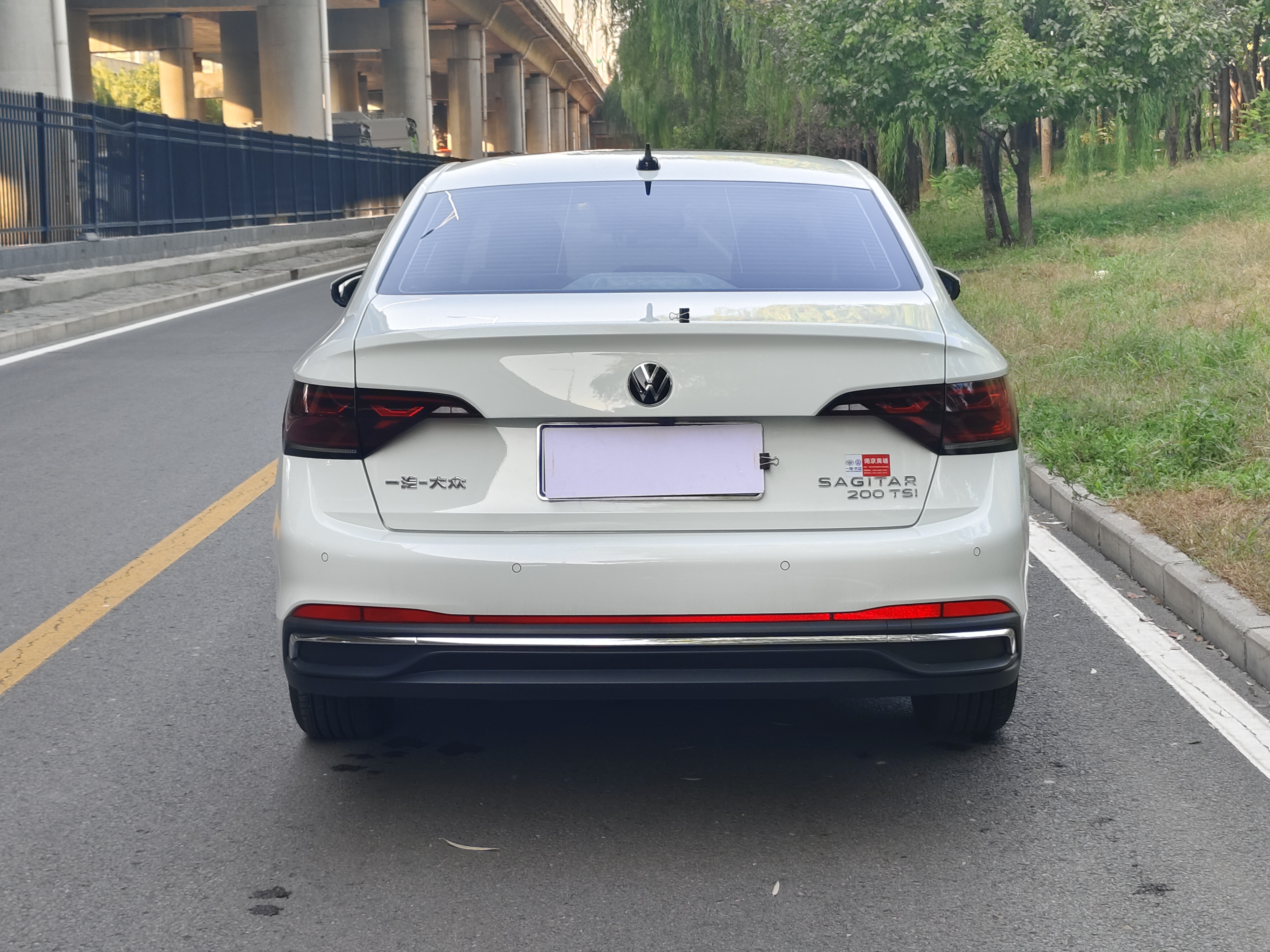 Volkswagen Sagitar 2025 immagine di auto #7