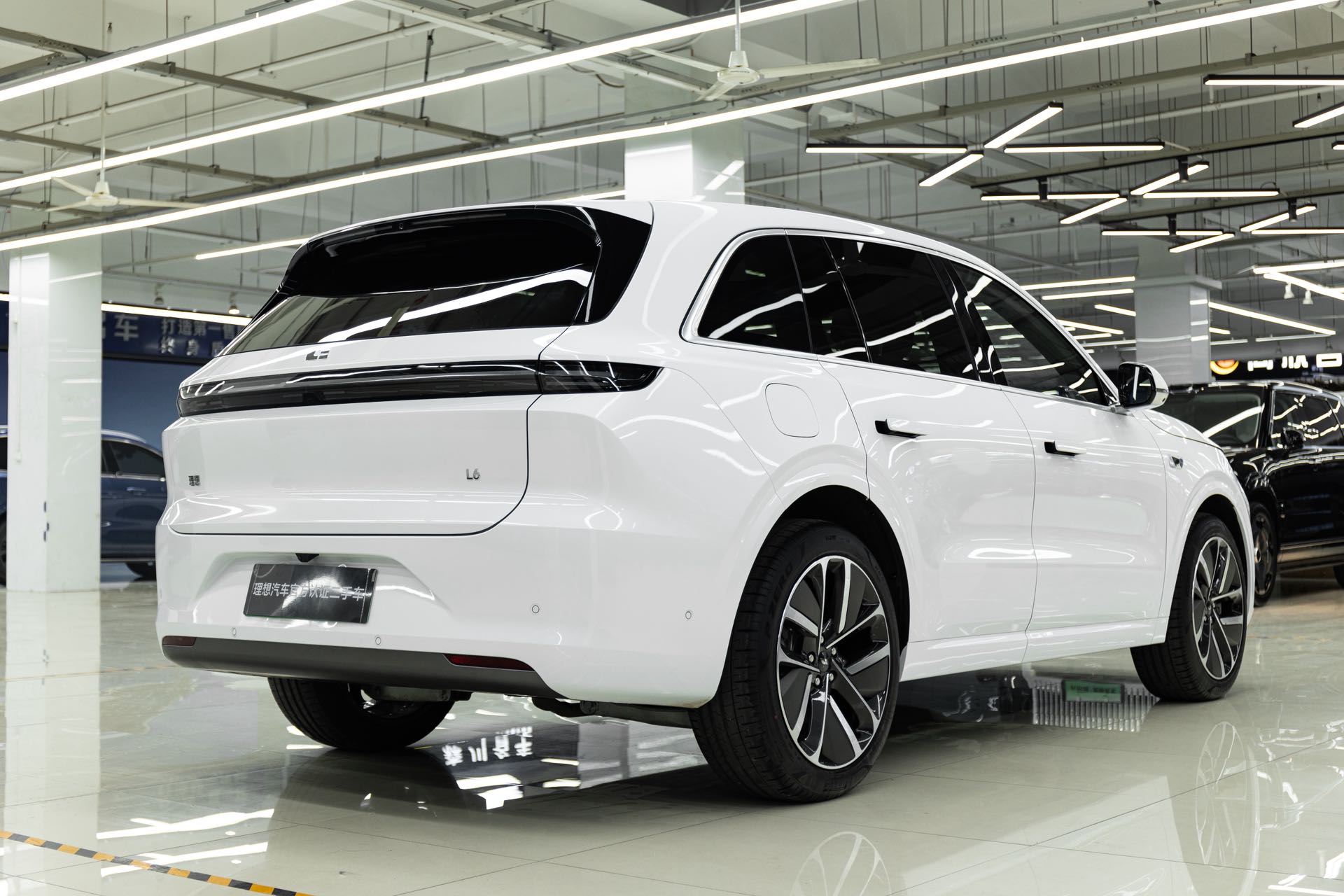 Li L6 2024 imagen de coche #7