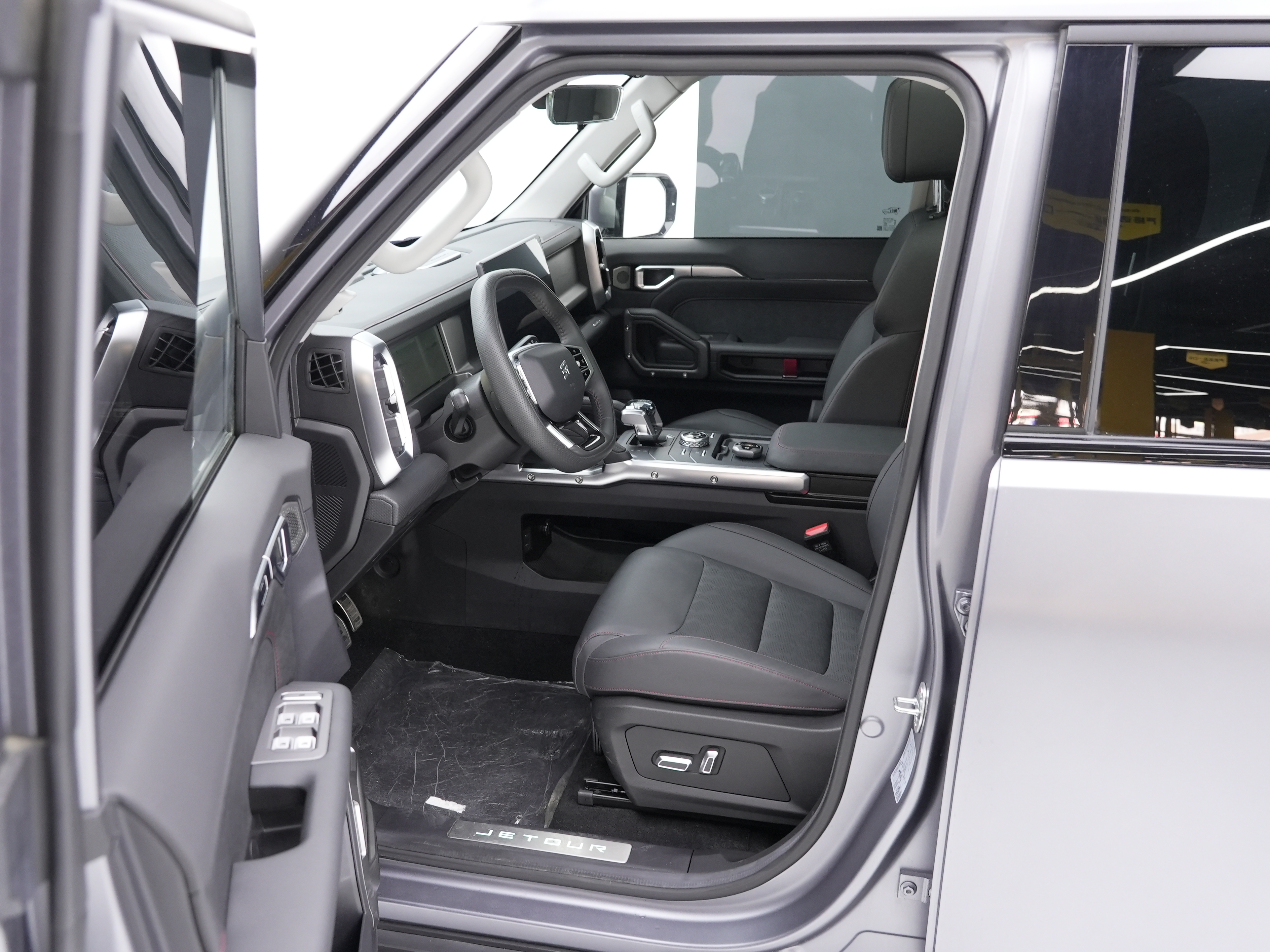 Jetour 2025 car image #7