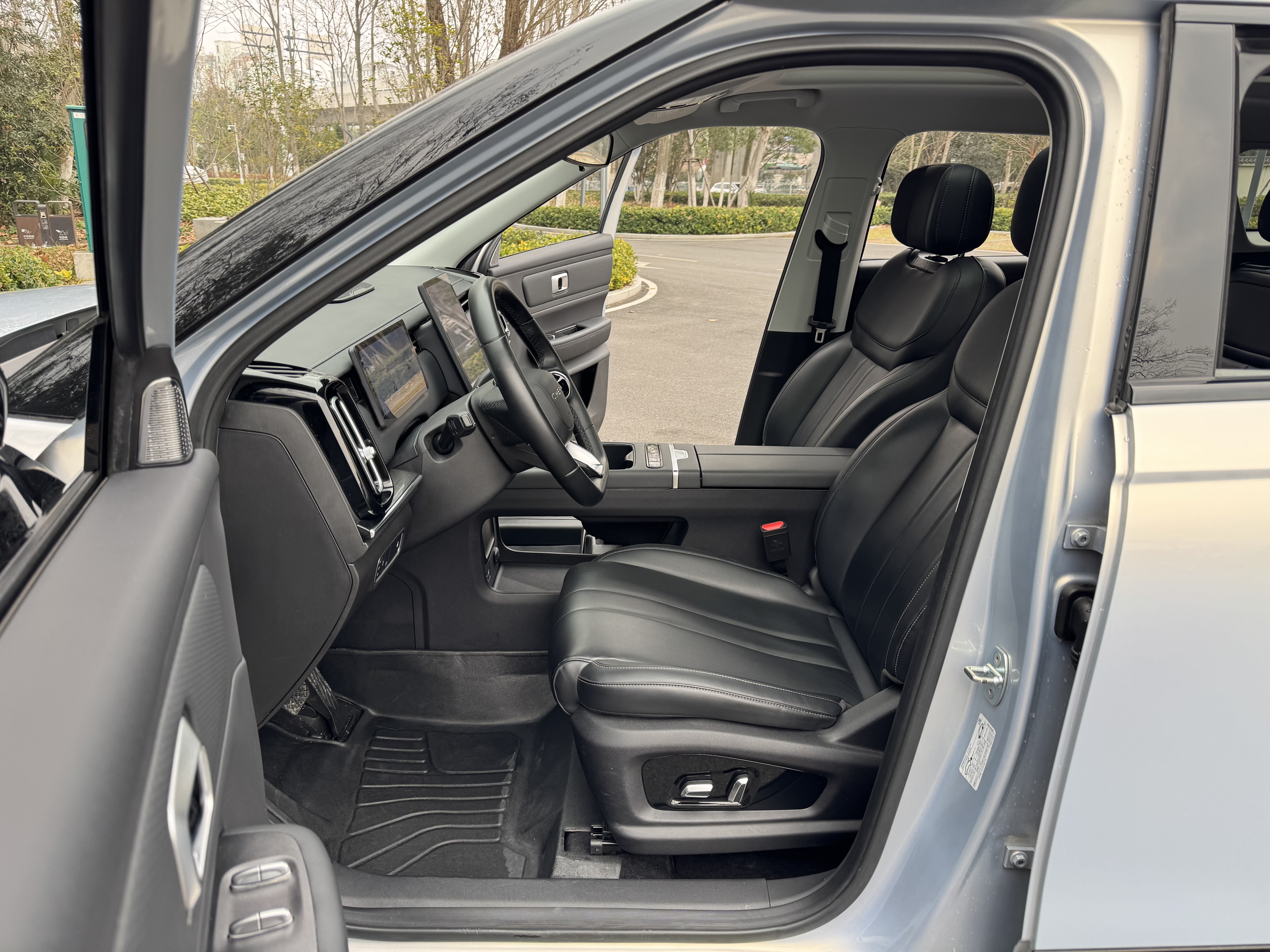 Chery Exploration 06 C-DM 2024 #7 Chery Exploration 06 C-DM 2024 car image #7