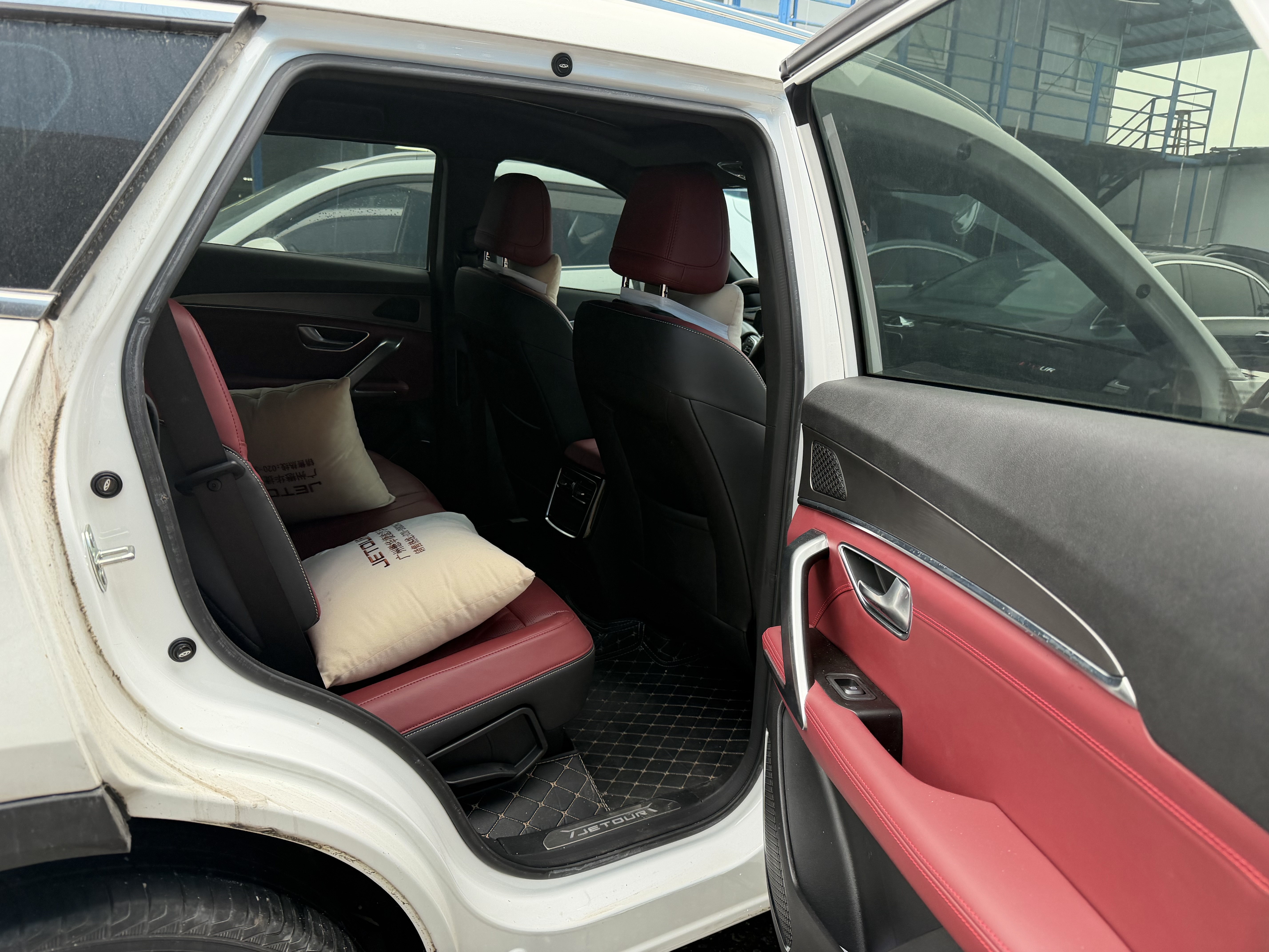 Jetour X70 PLUS 2025 car image #7