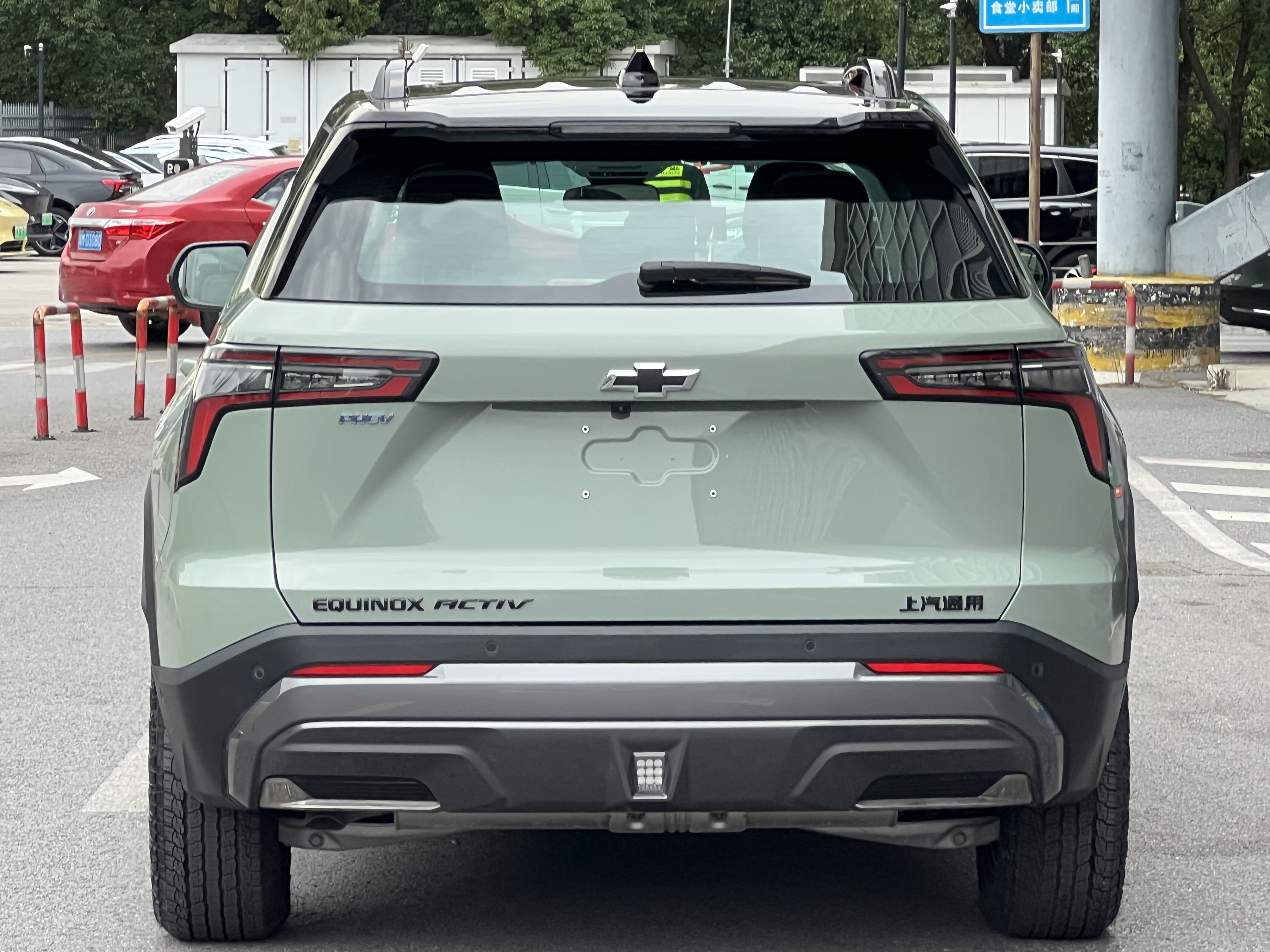 Chevrolet Equinox Plus 2025 car image #7