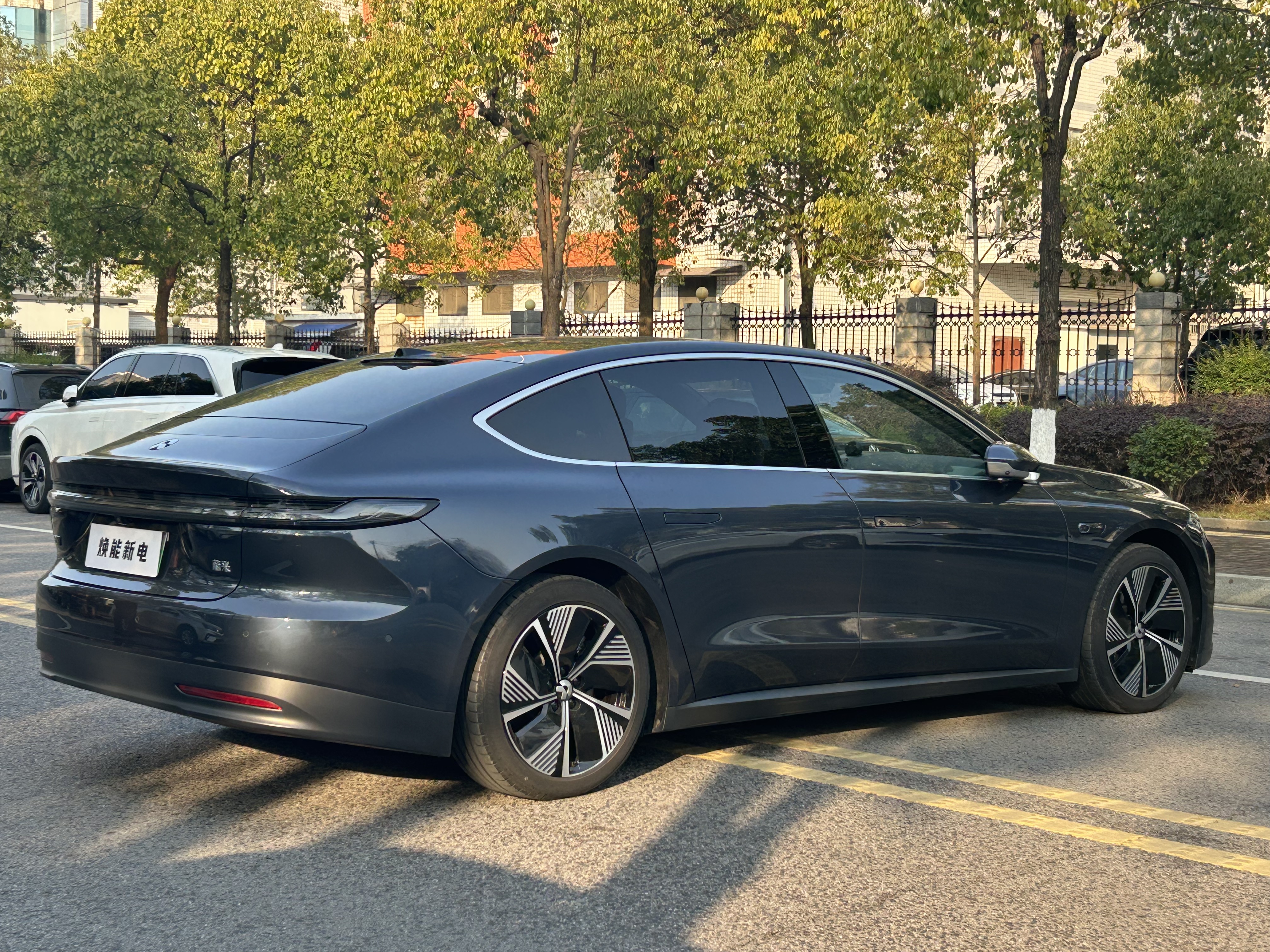 蔚来 蔚来ET7 2024 汽车图片 #7