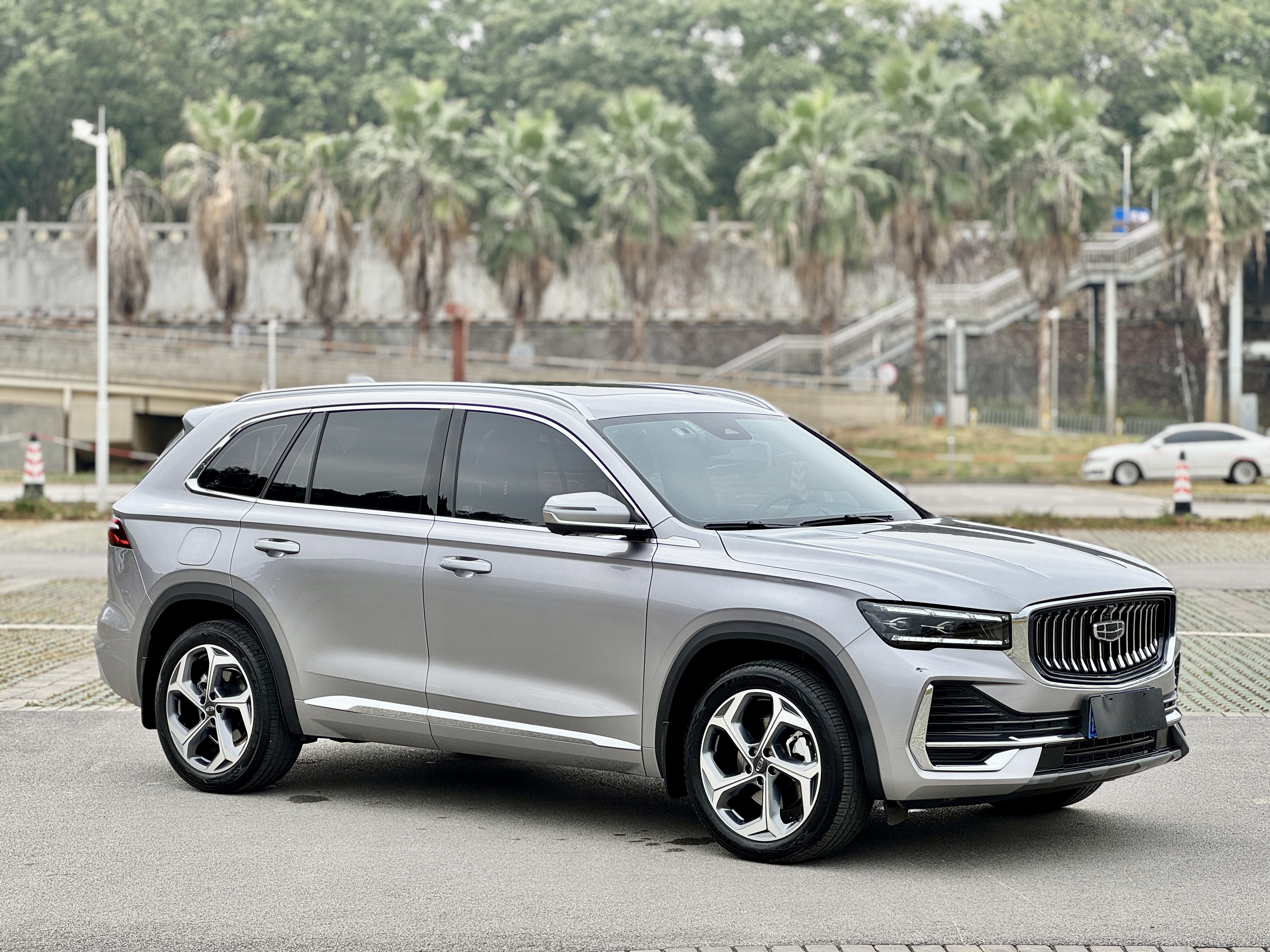 GEELY Monjaro 2024 car image #7