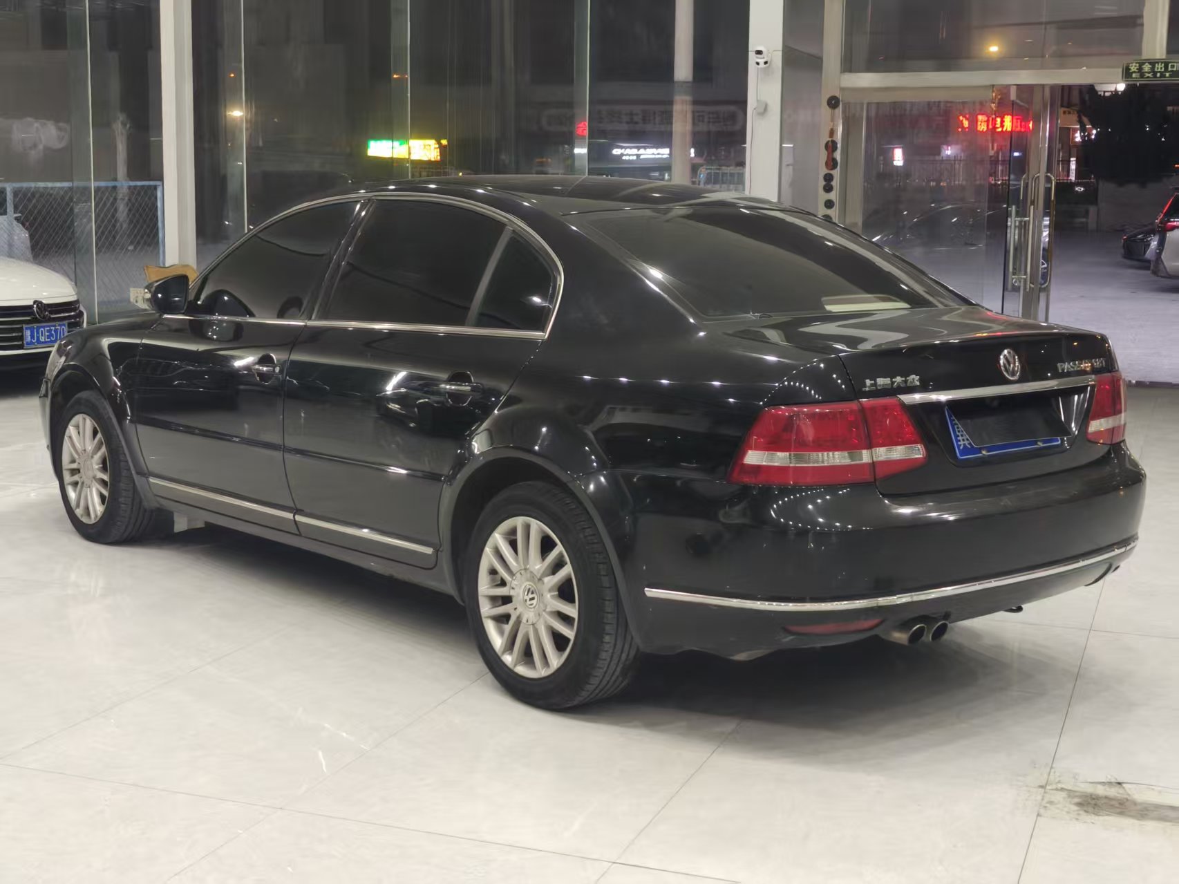 Volkswagen Passat Lingyu 2011 car image #7