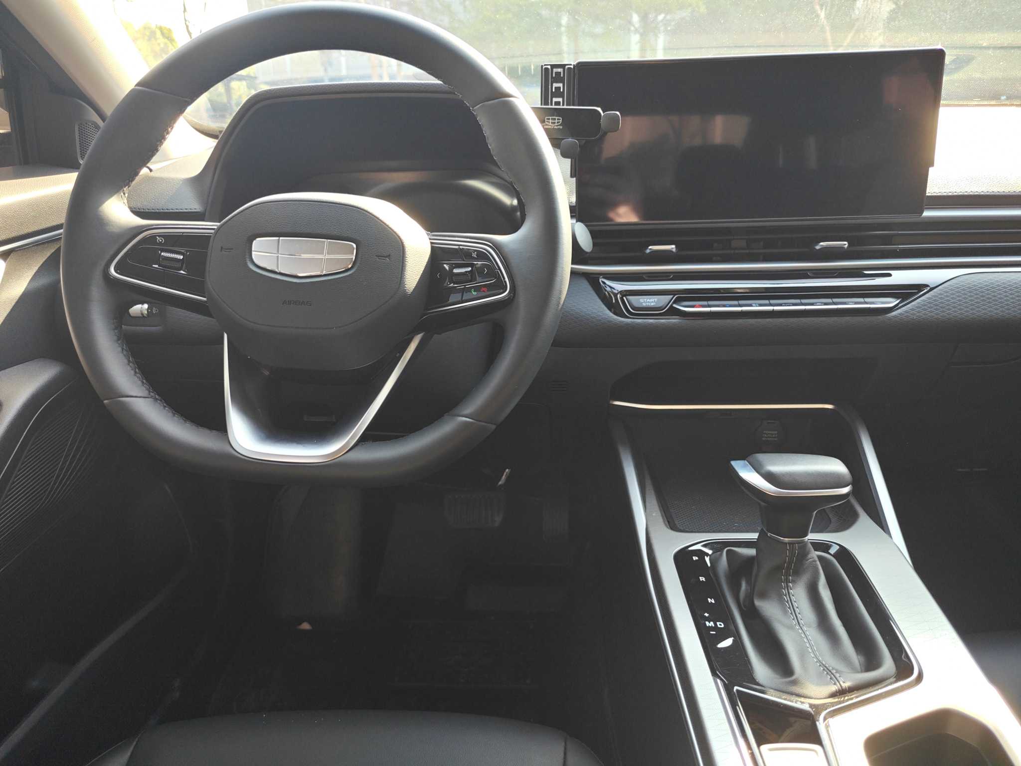 GEELY Emgrand 2025 car image #7