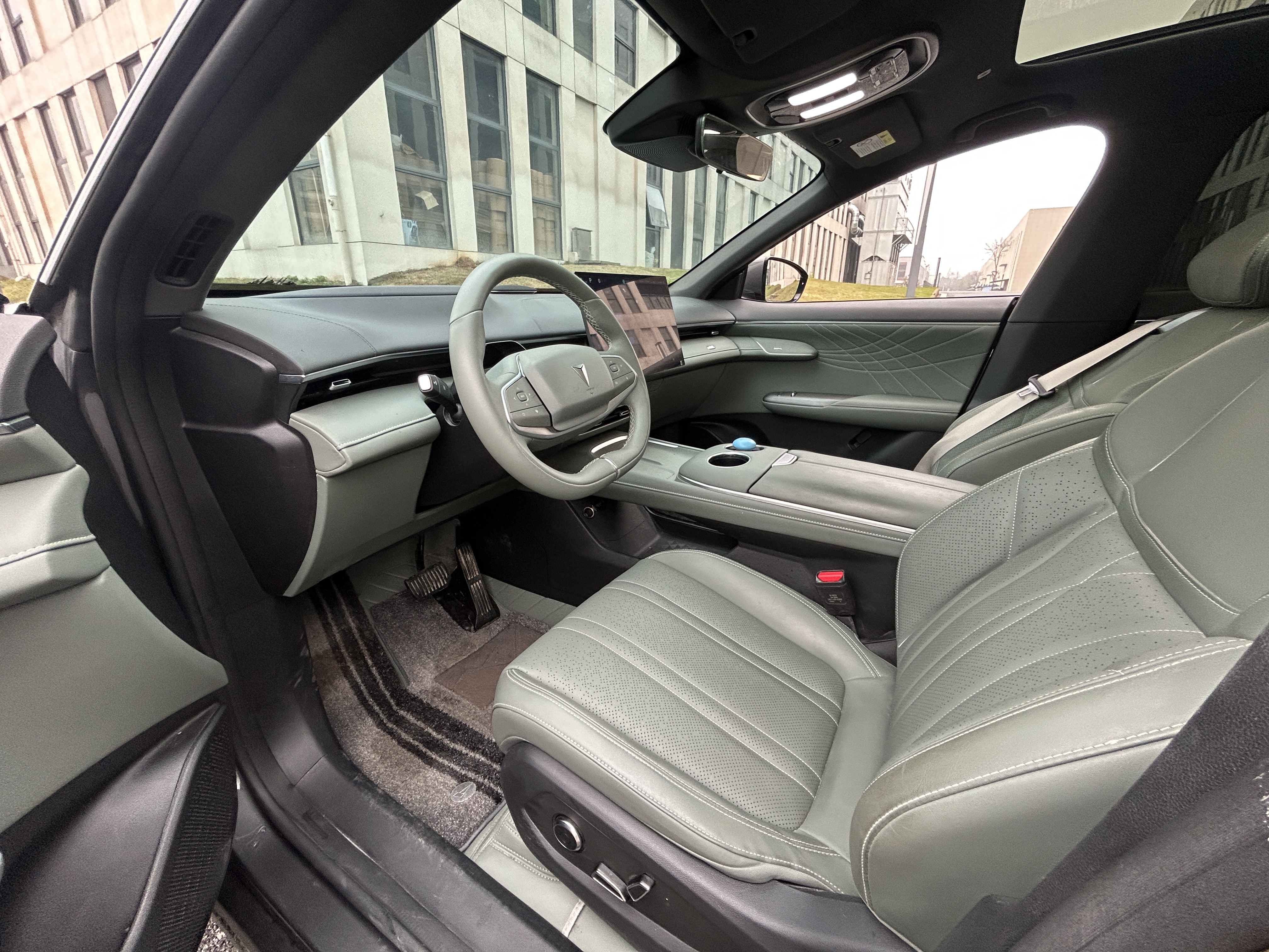 Deepal S07 2025 imagen de coche #7