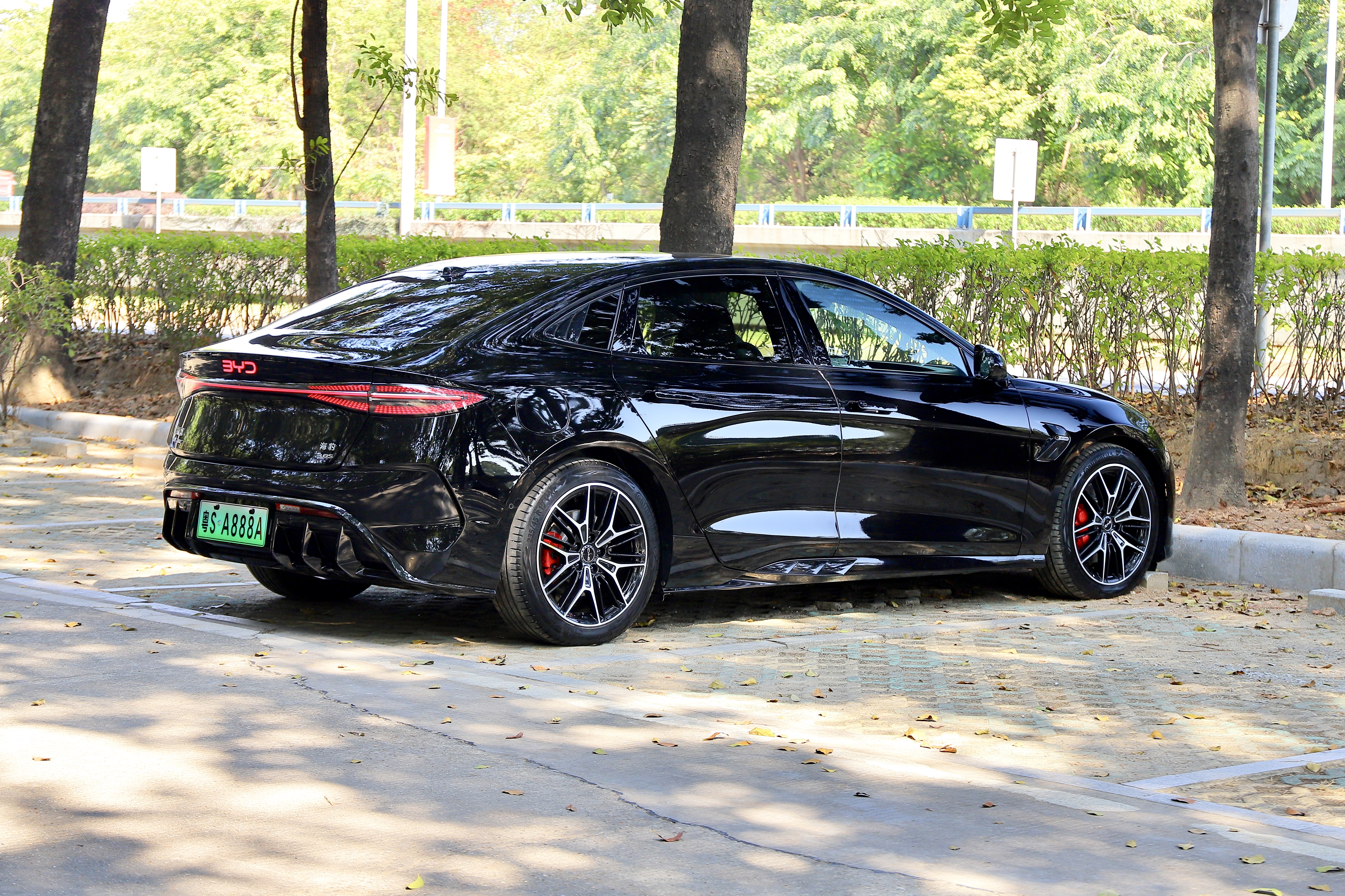 BYD Seal 2025 #7 BYD Seal 2025 car image #7