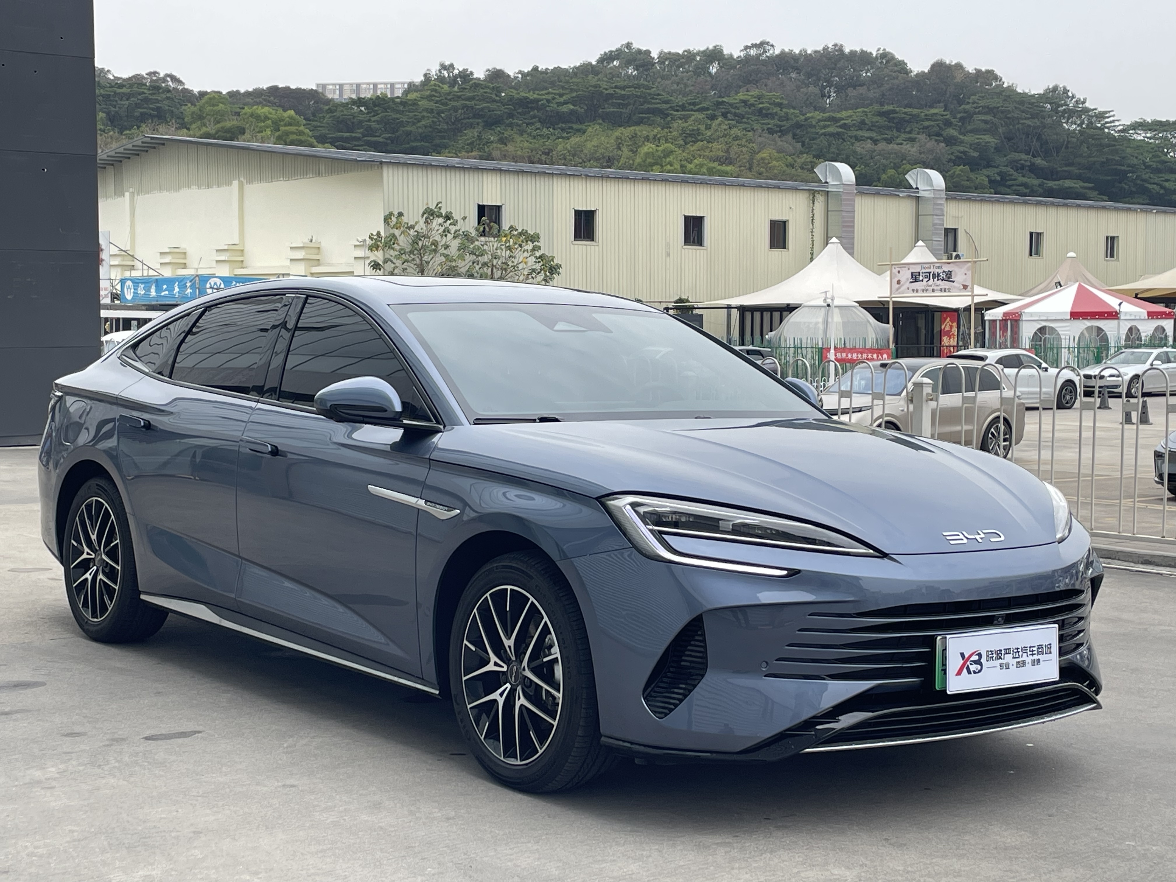 BYD Seal 07 DM-i 2024 car image #7