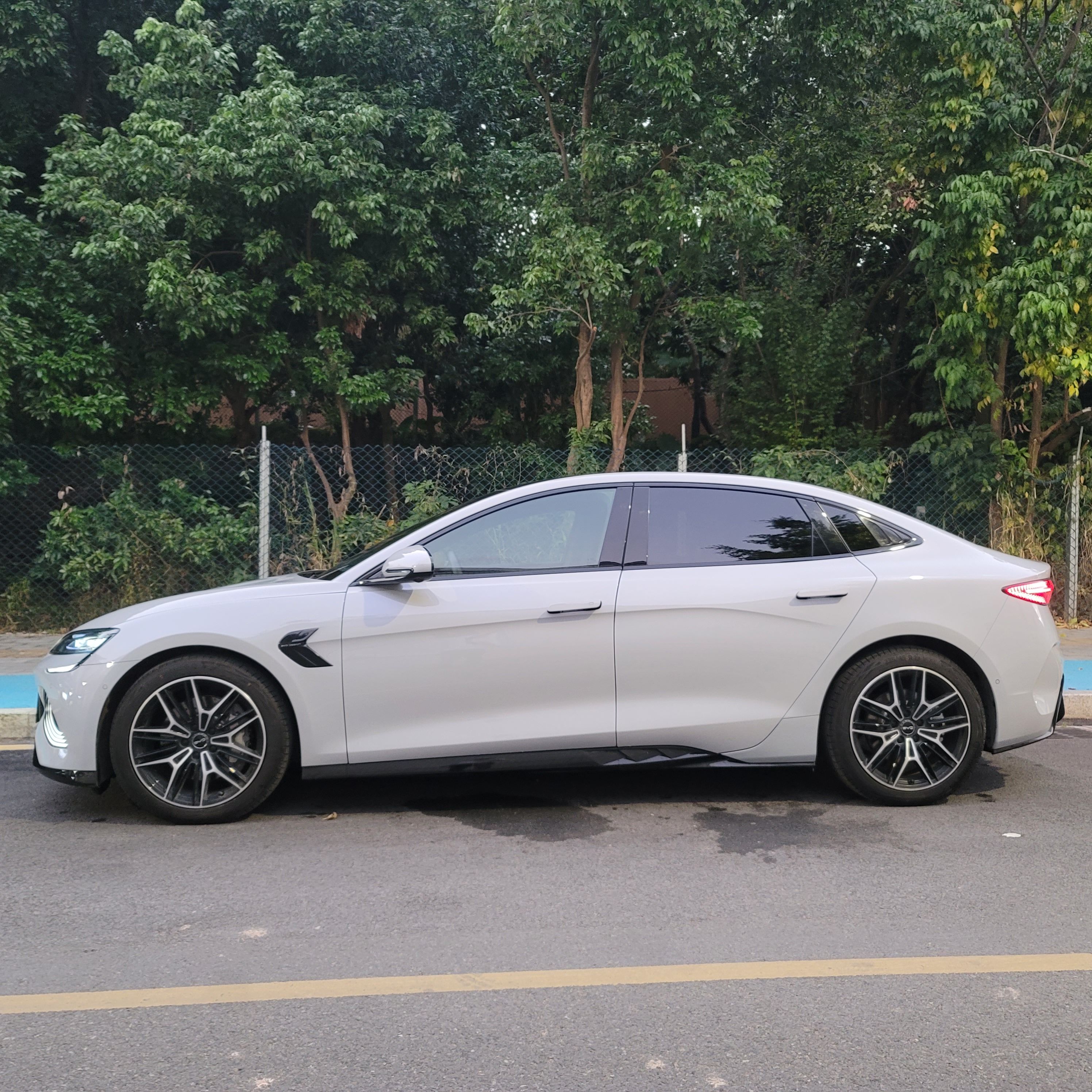 BYD Seal 2024 car image #7