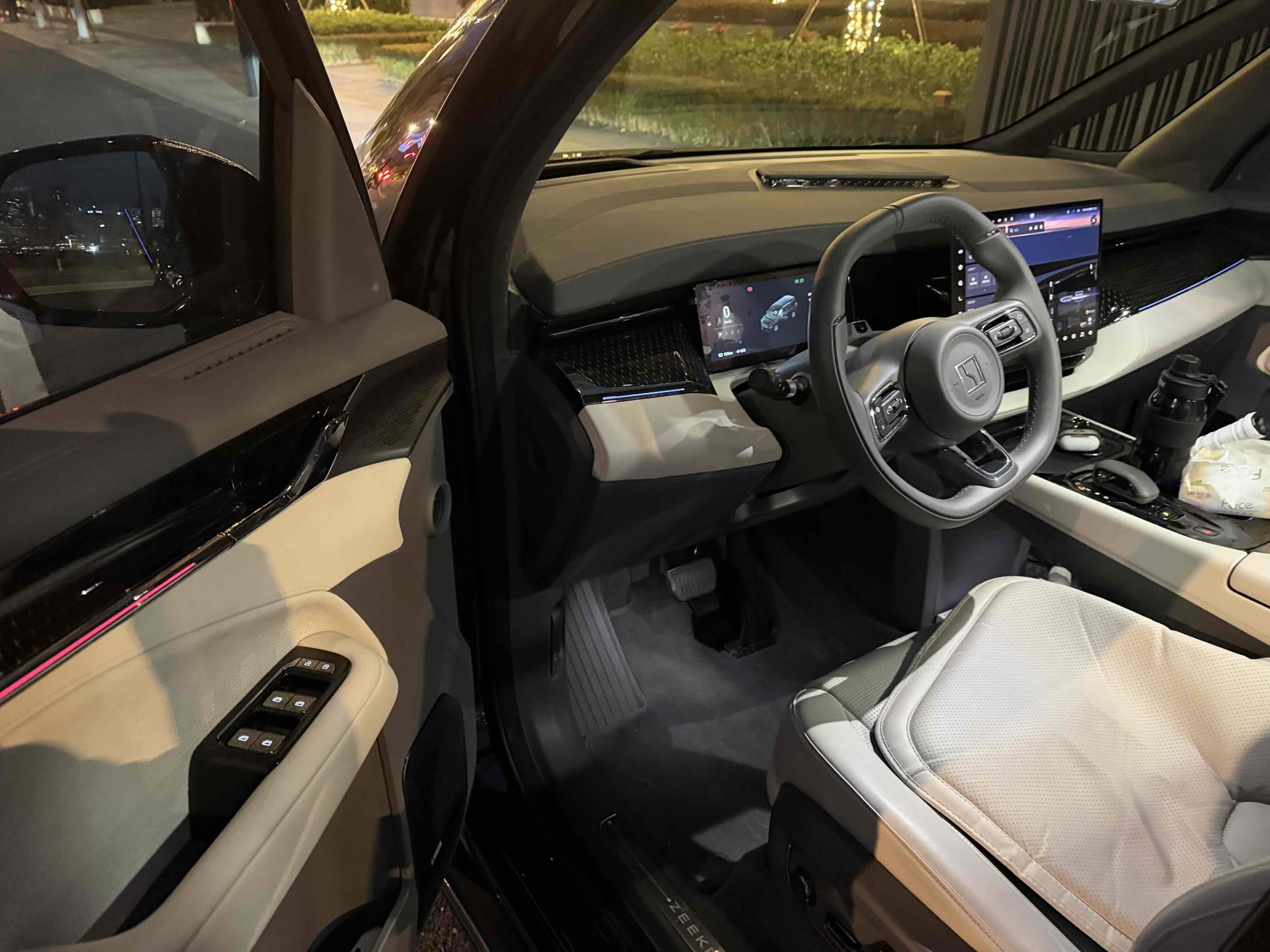 Zeekr 009 2024 imagem de carro #7