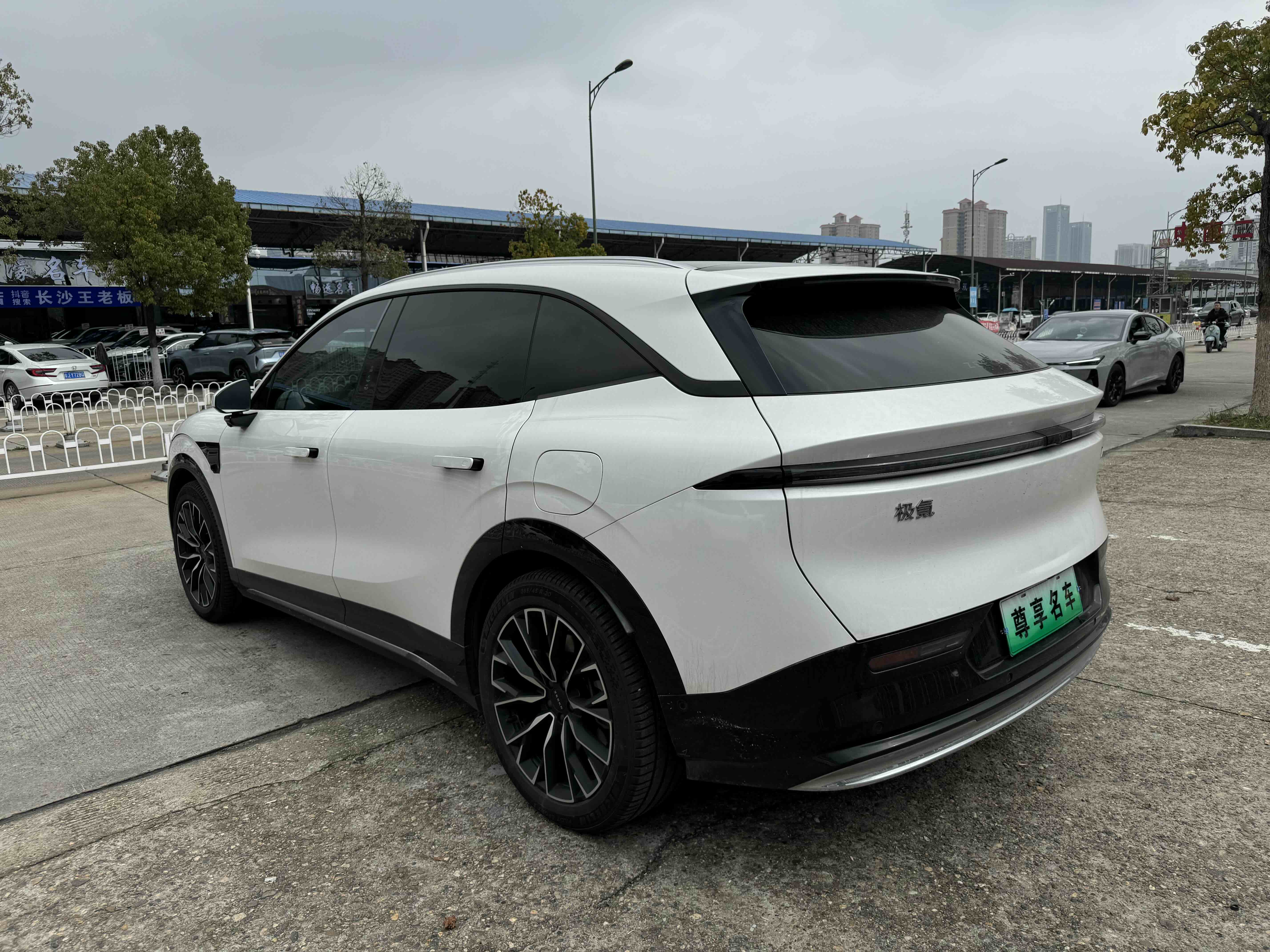 极氪 极氪007 2025 汽车图片 #7