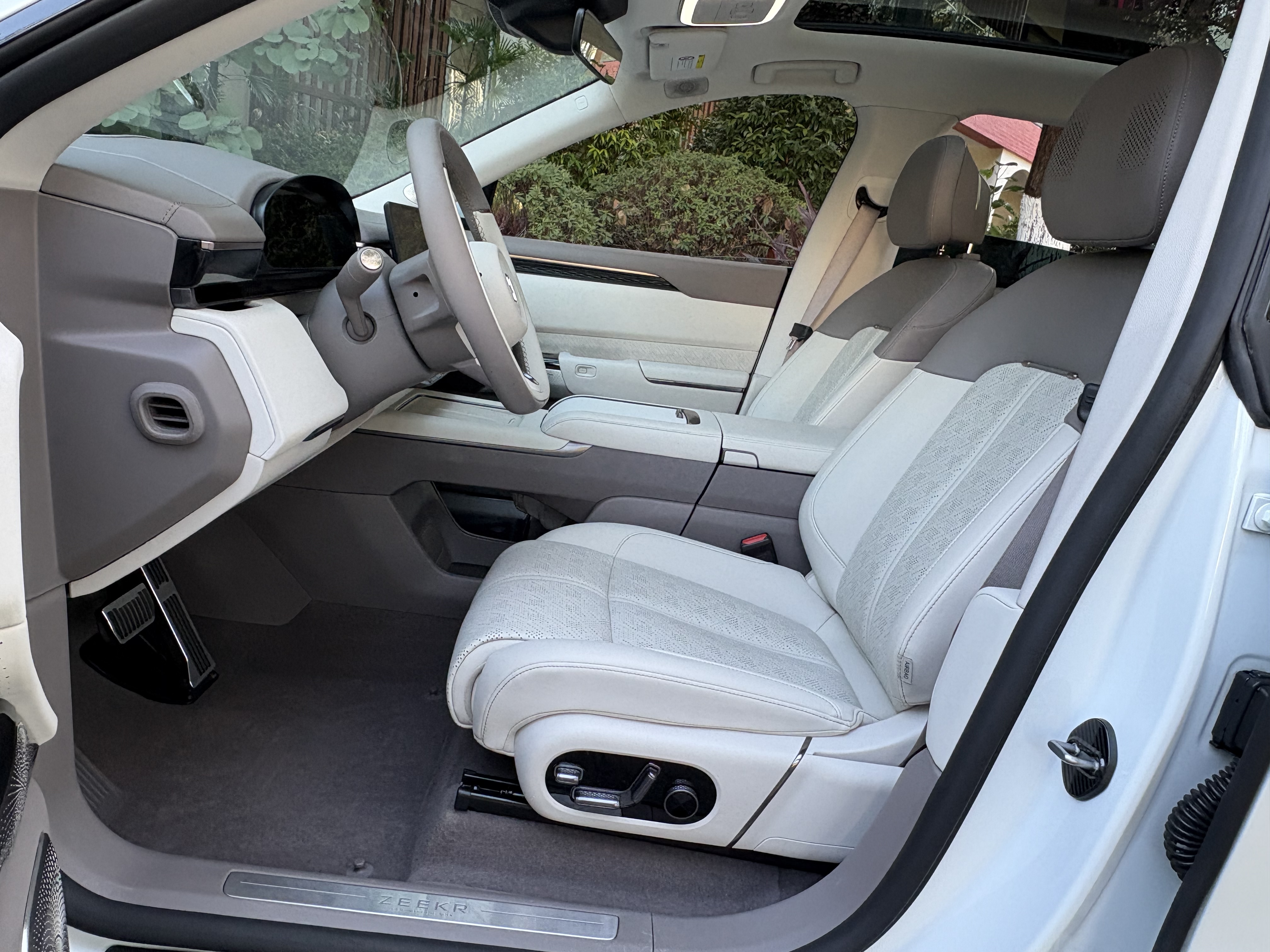 极氪 极氪007 2024 汽车图片 #7