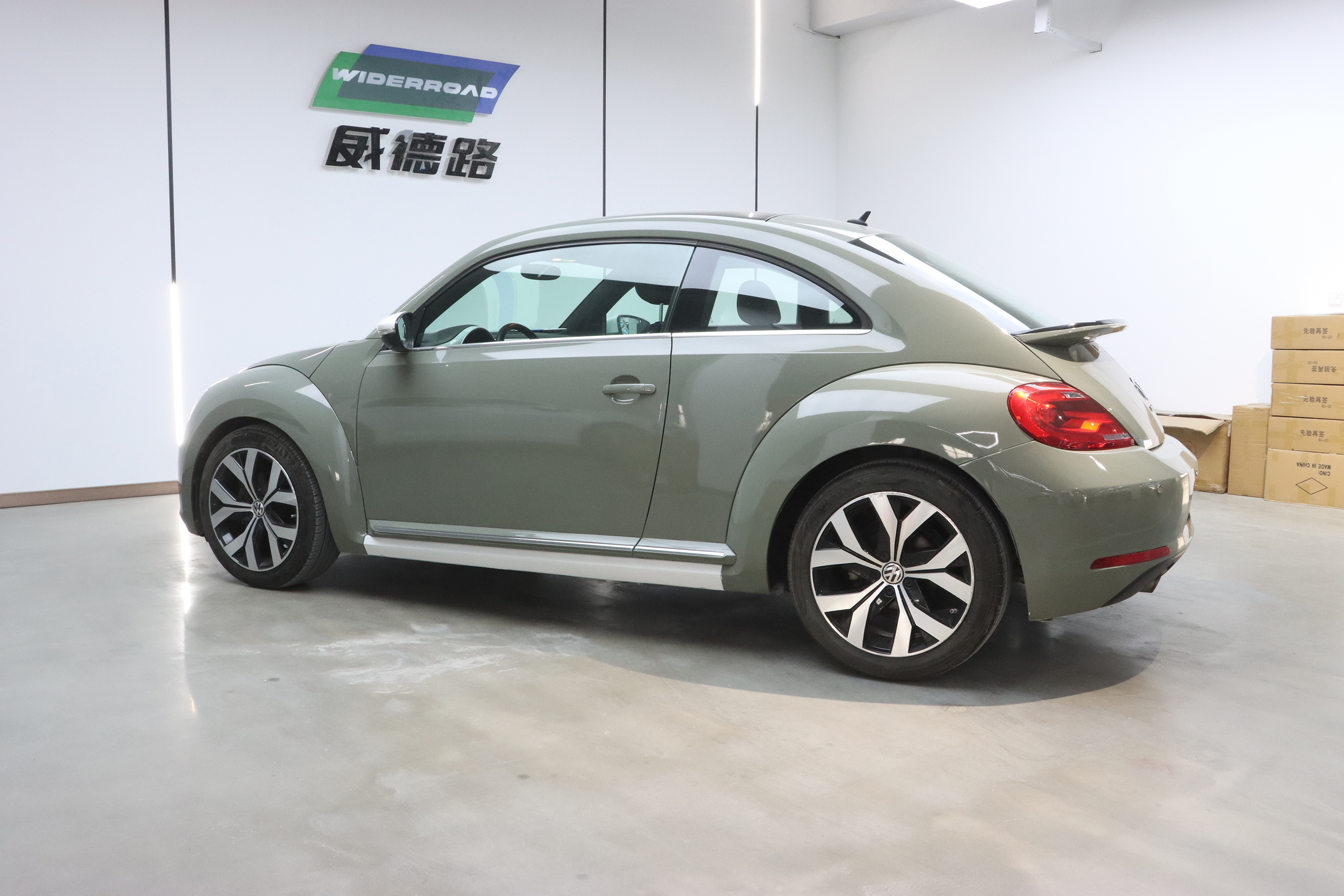 Volkswagen Beetle 2014 изображение автомобиля #7