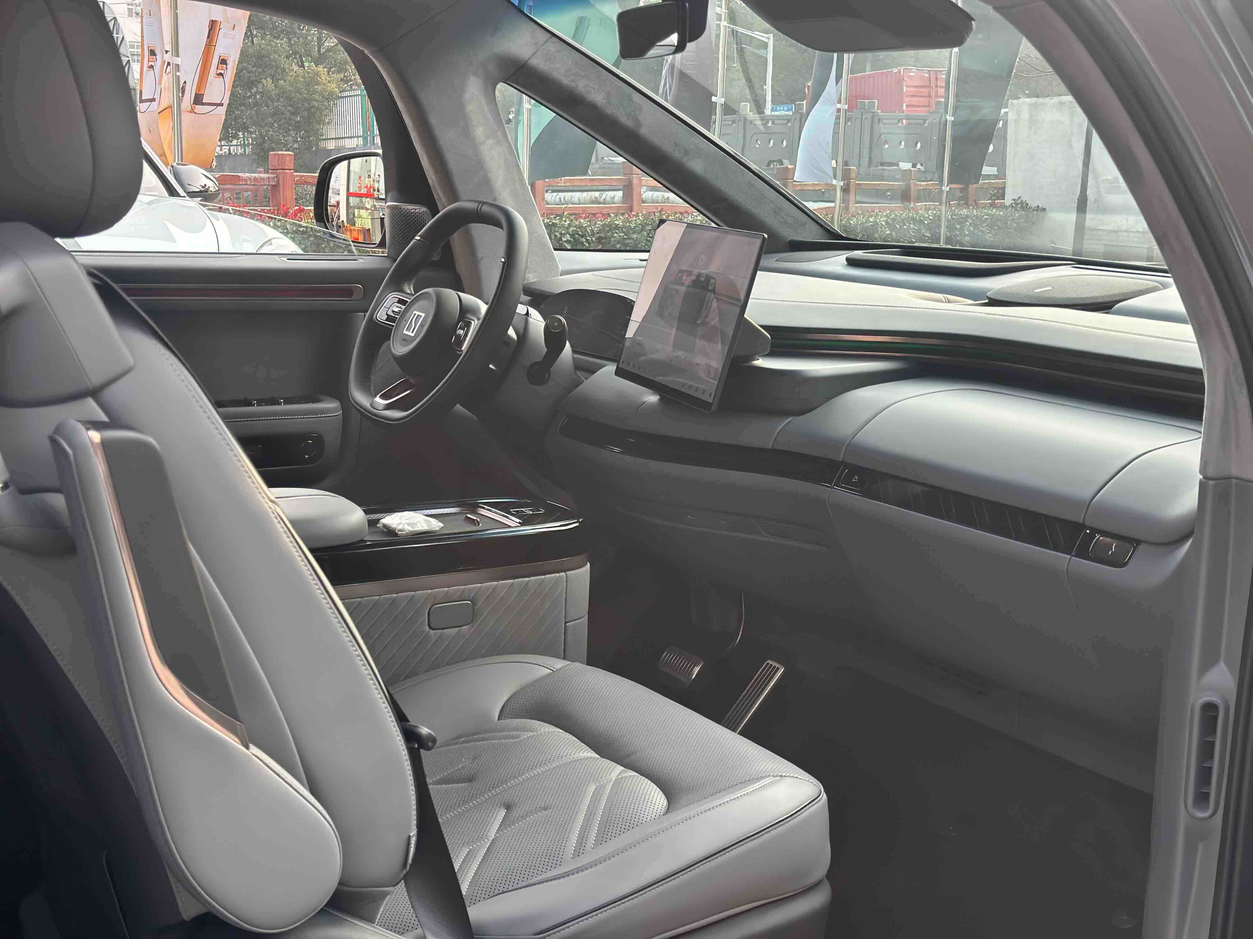 Zeekr MIX 2024 صورة سيارة #7