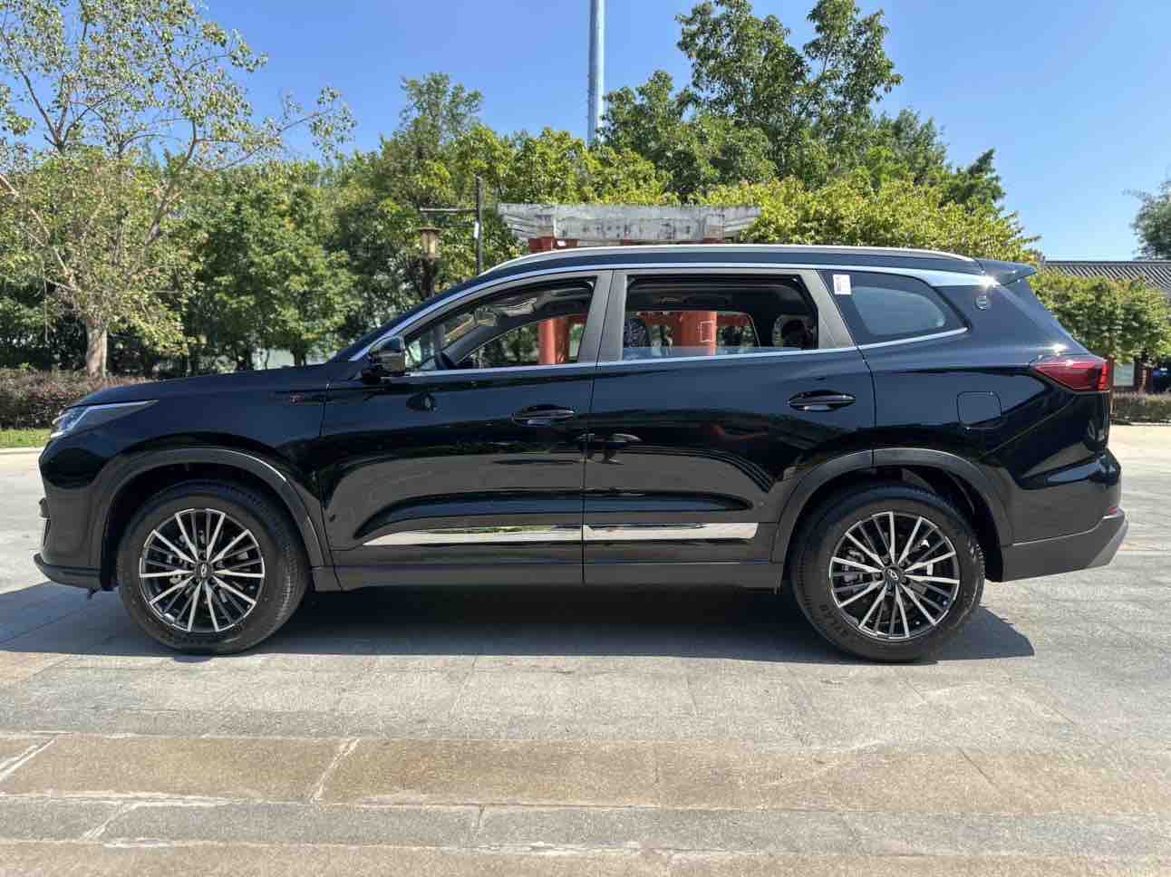 Tiggo 8 PRO 2025 car image #7
